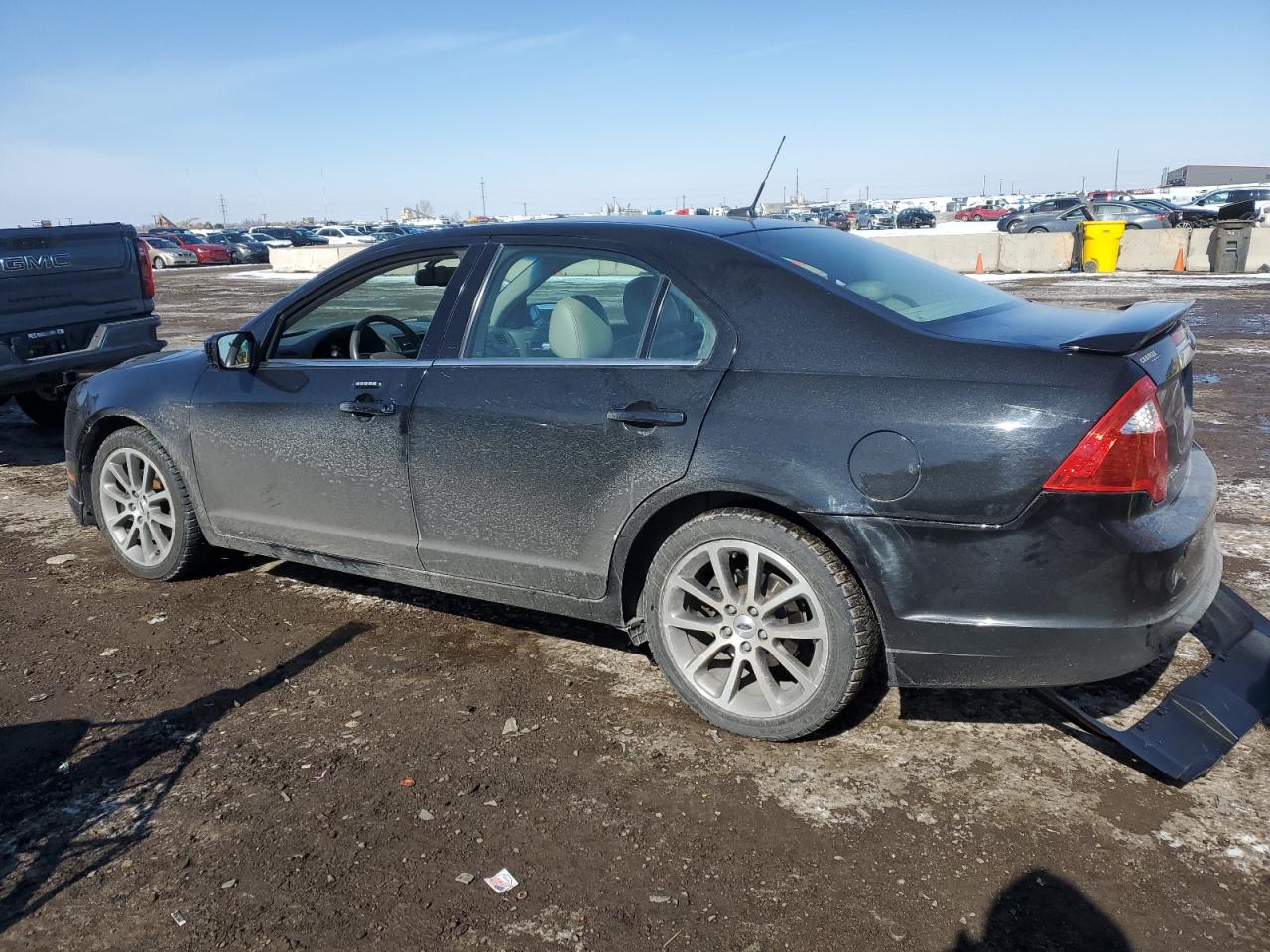 2010 Ford Fusion - Image 2