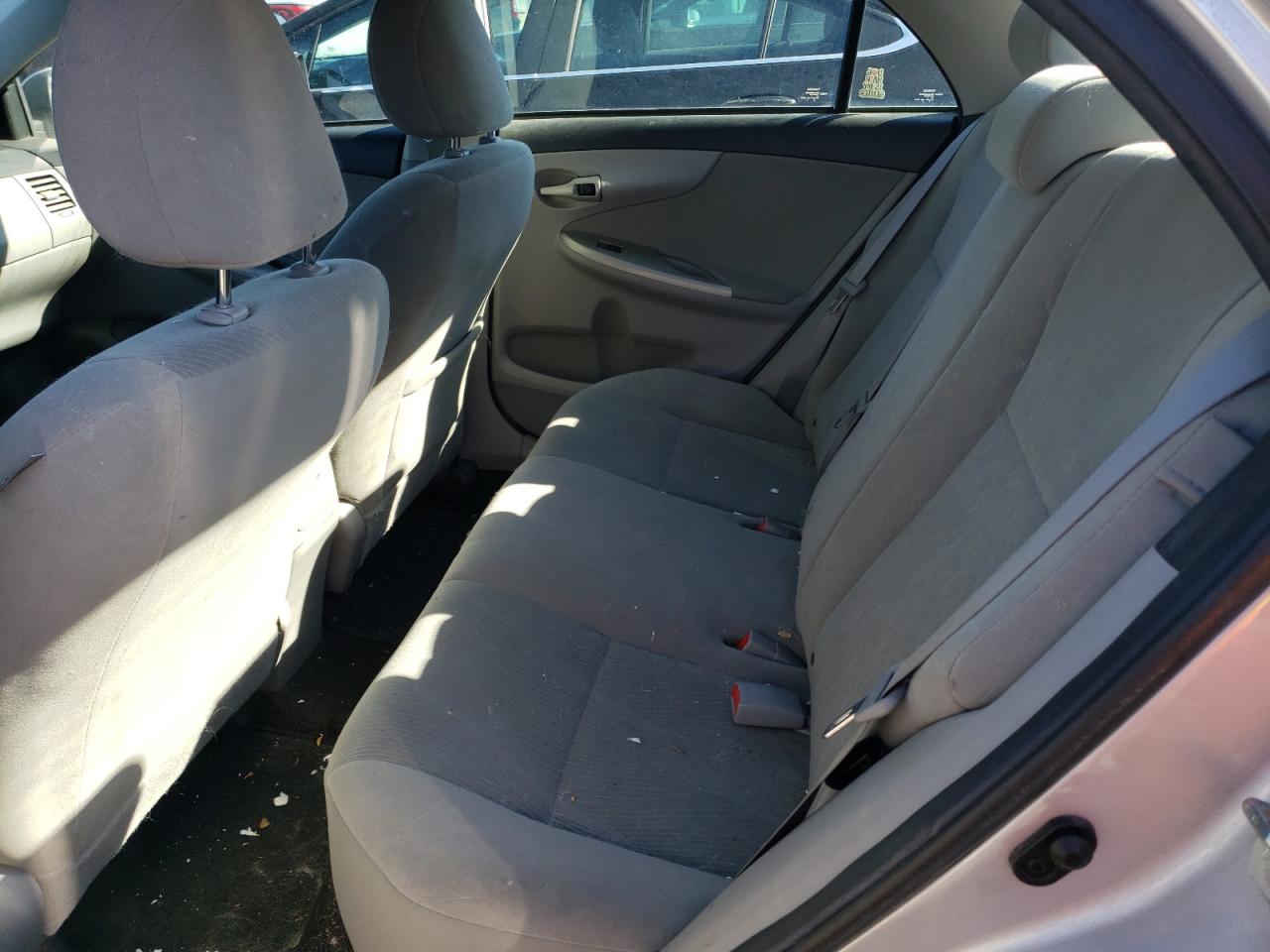 2011 Toyota Corolla - Image 10