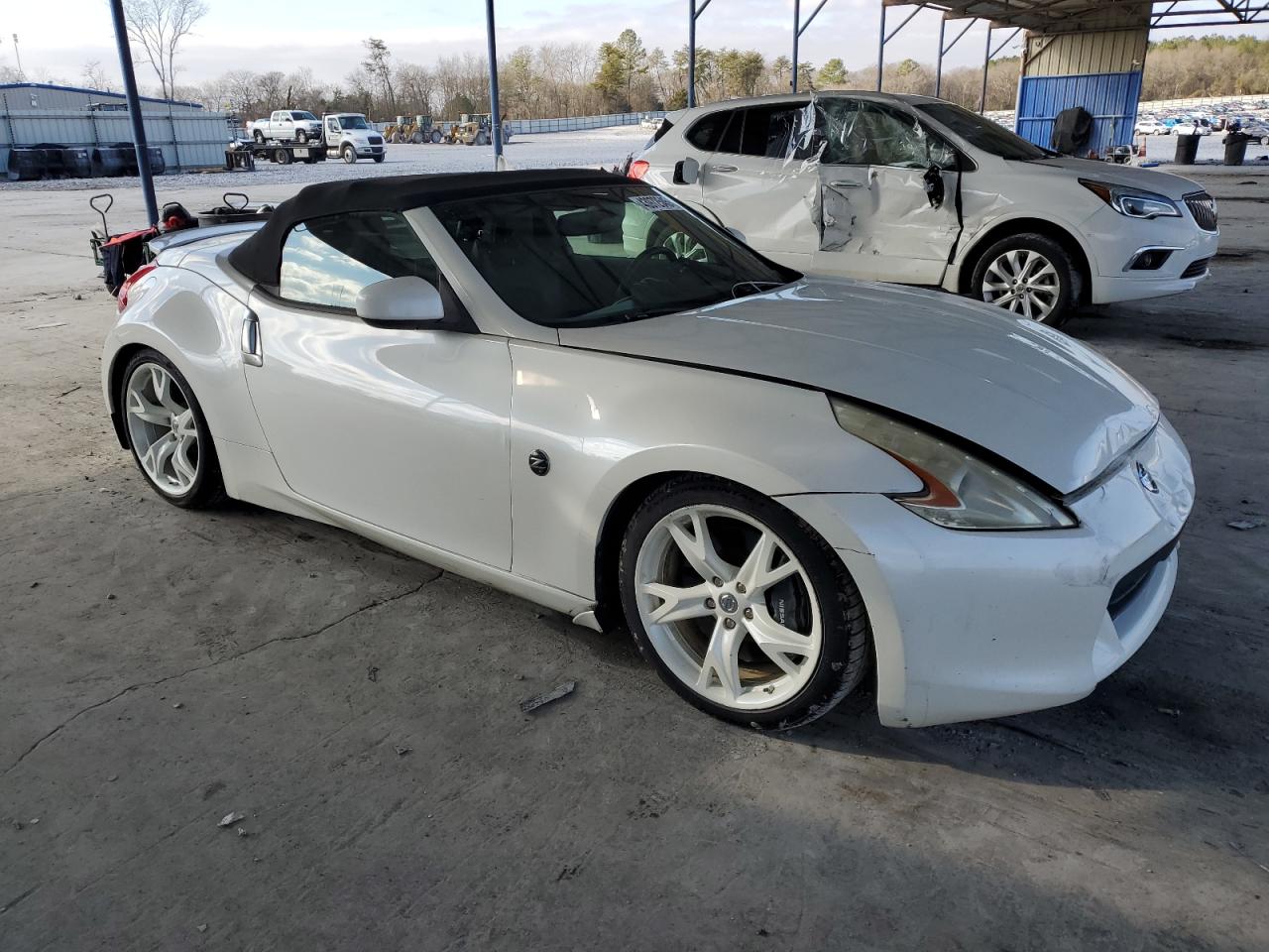2011 Nissan 370Z - Image 4
