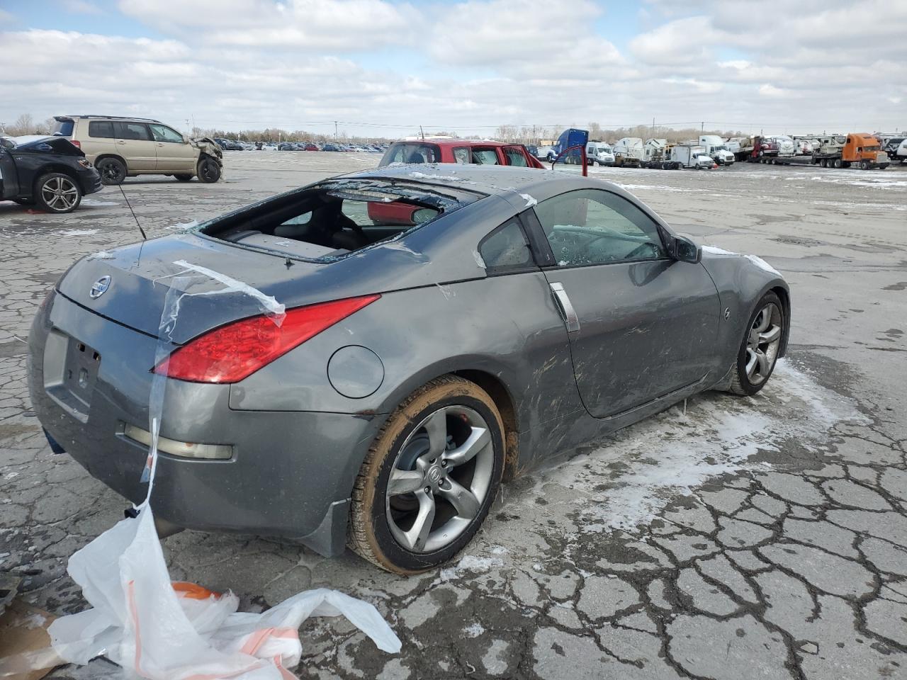 2006 Nissan 350Z - Image 3
