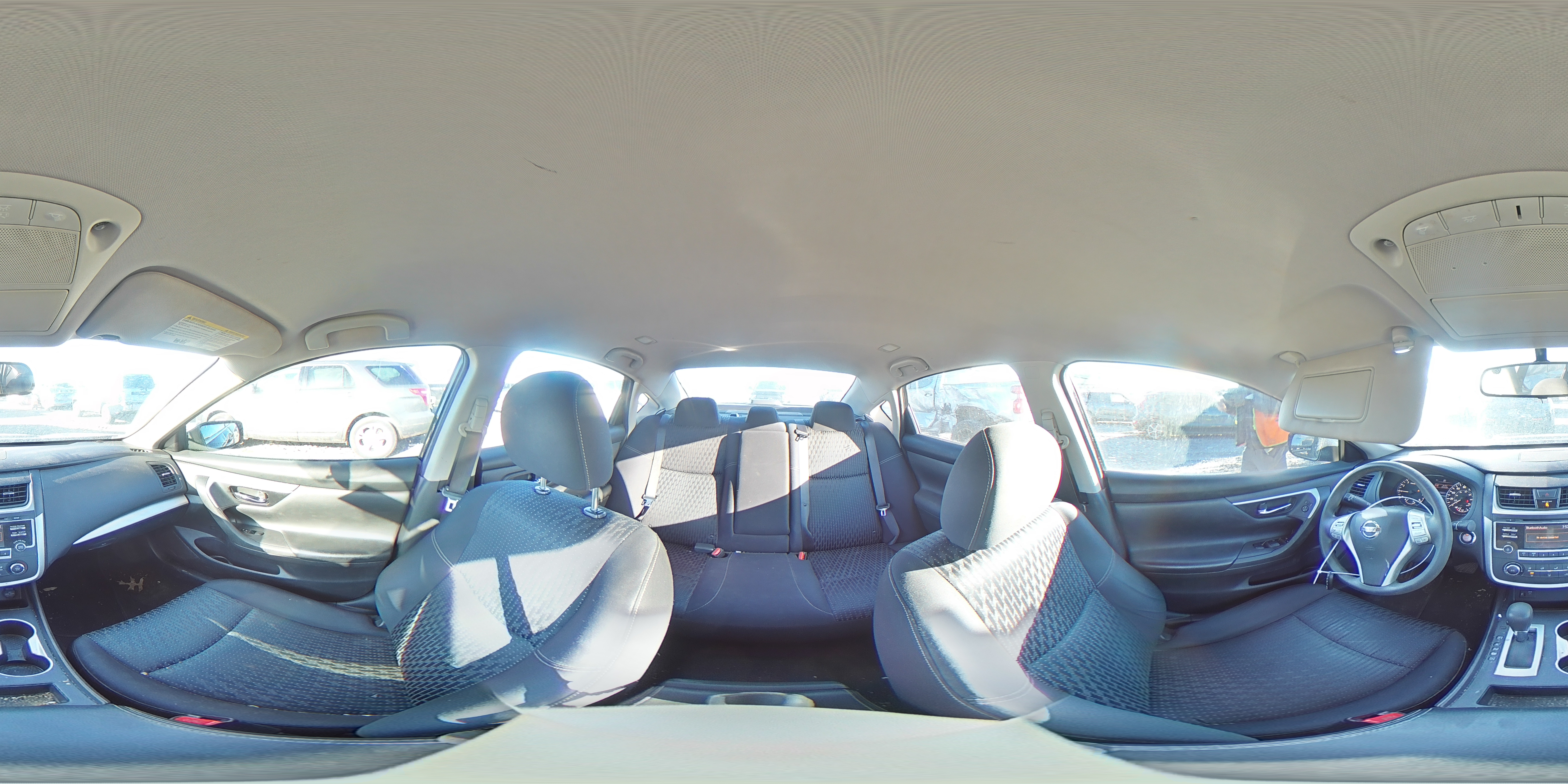 2016 Nissan Altima - Image 15