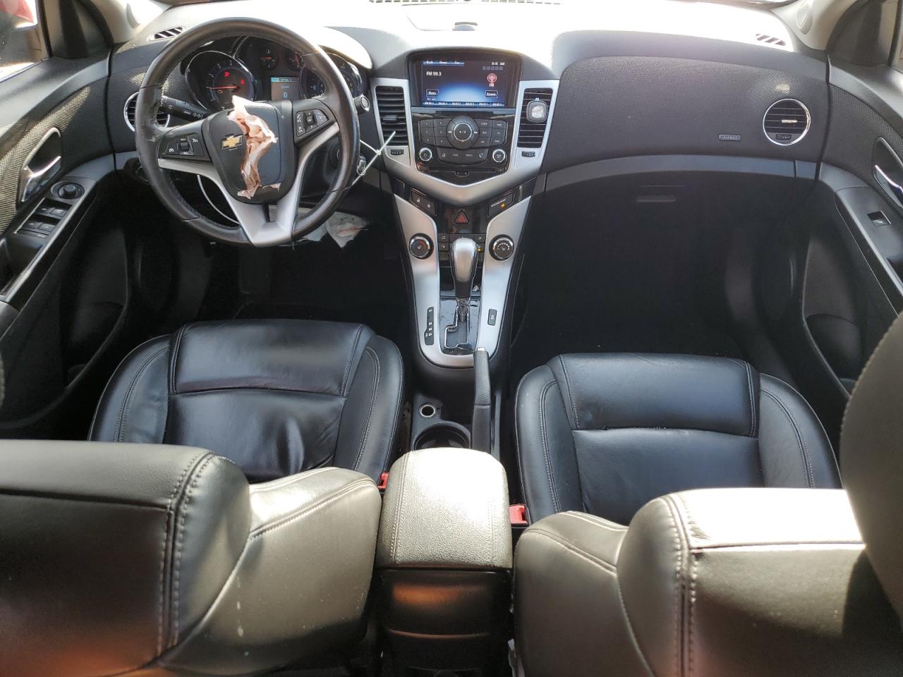 2014 Chevrolet Cruze - Image 8
