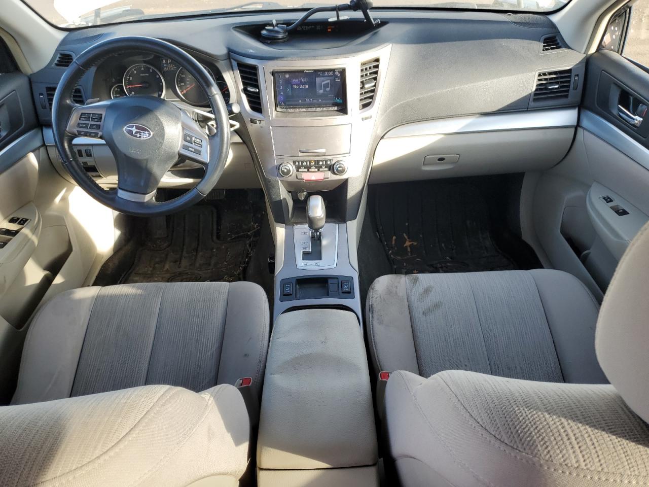 2014 Subaru Outback - Image 8