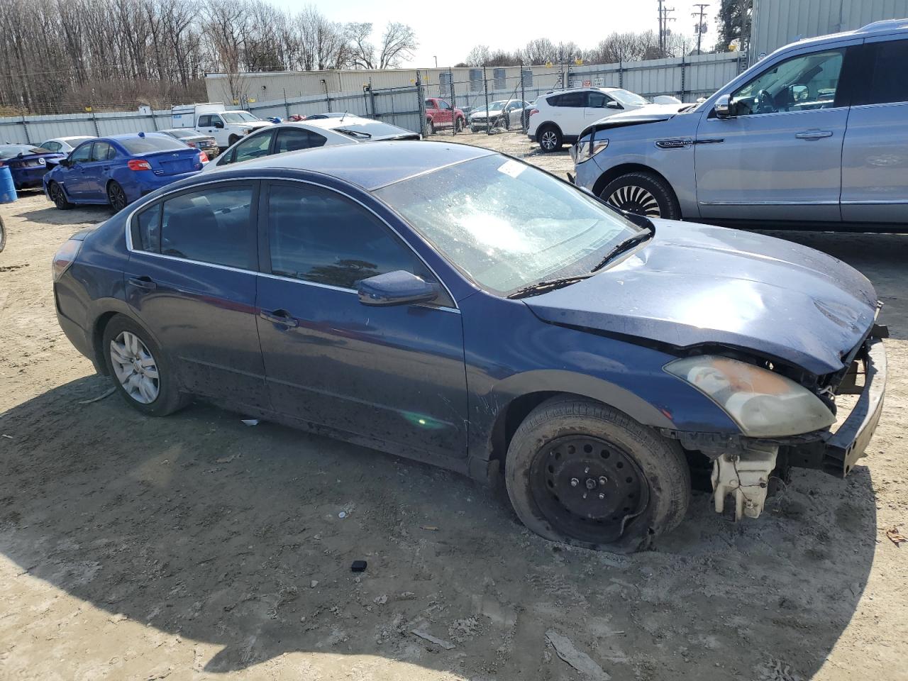 2009 Nissan Altima - Image 4