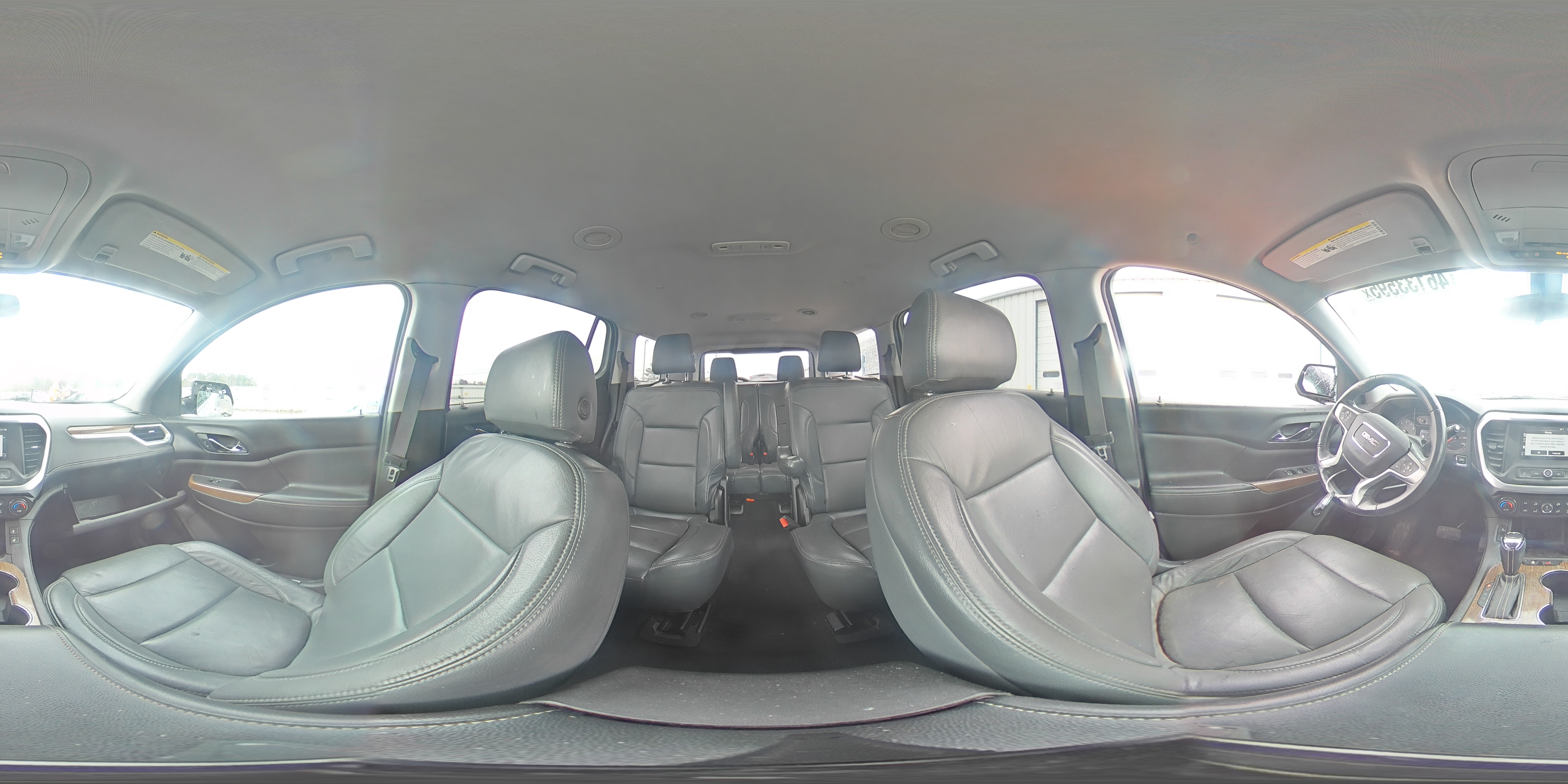 2017 GMC Acadia - Image 15