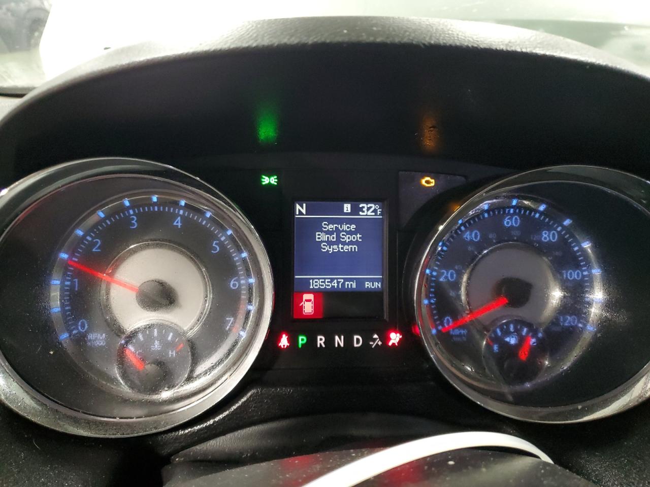 2012 Chrysler Town & Country - Image 9