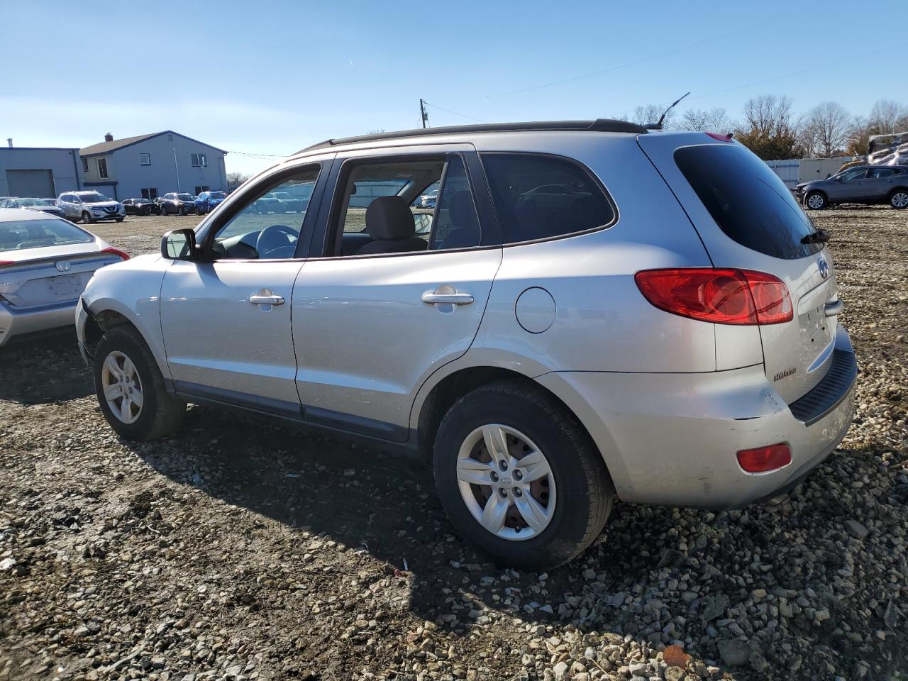 2009 Hyundai Santa Fe - Image 2