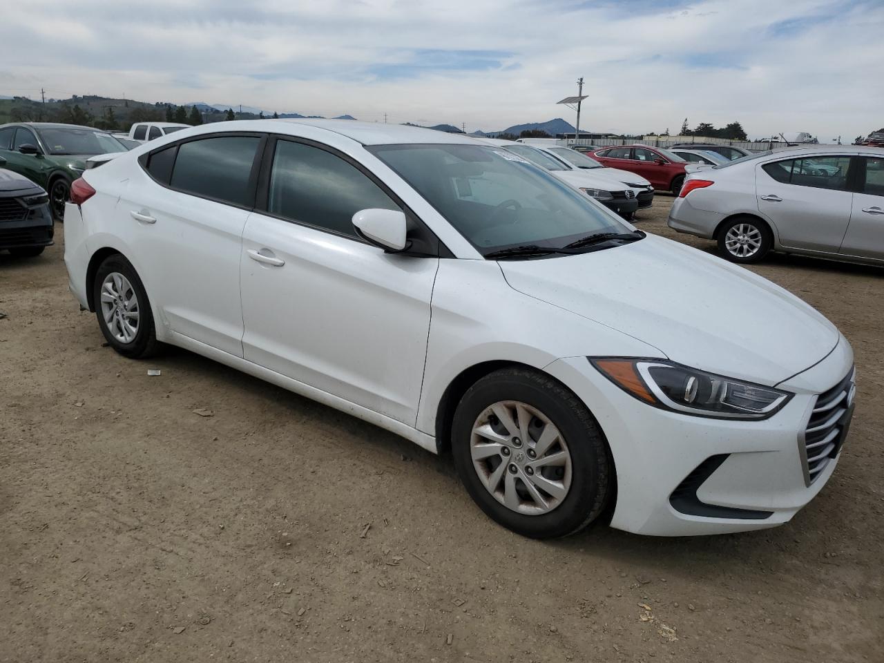 2018 Hyundai Elantra - Image 4