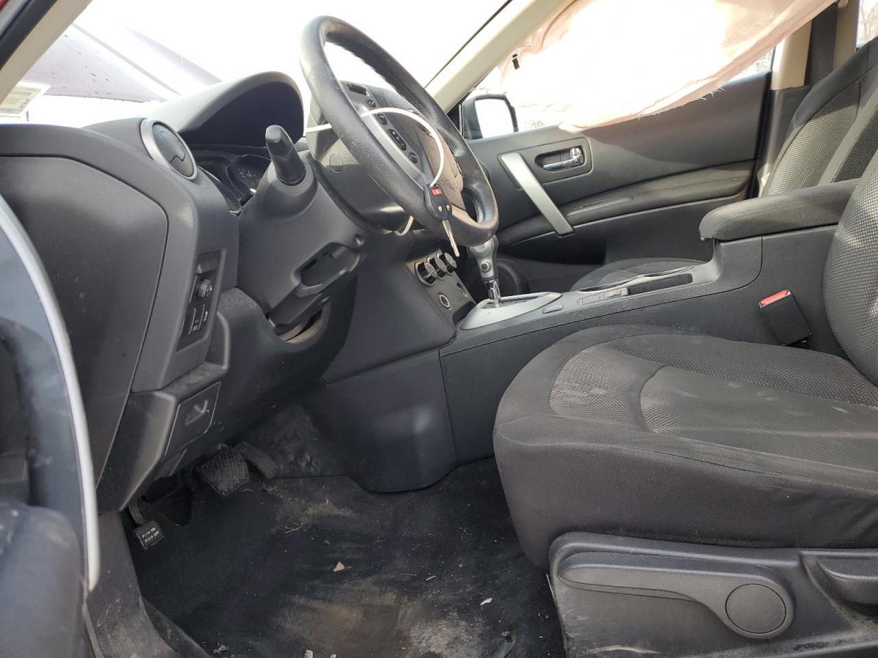 2015 Nissan Rogue - Image 7