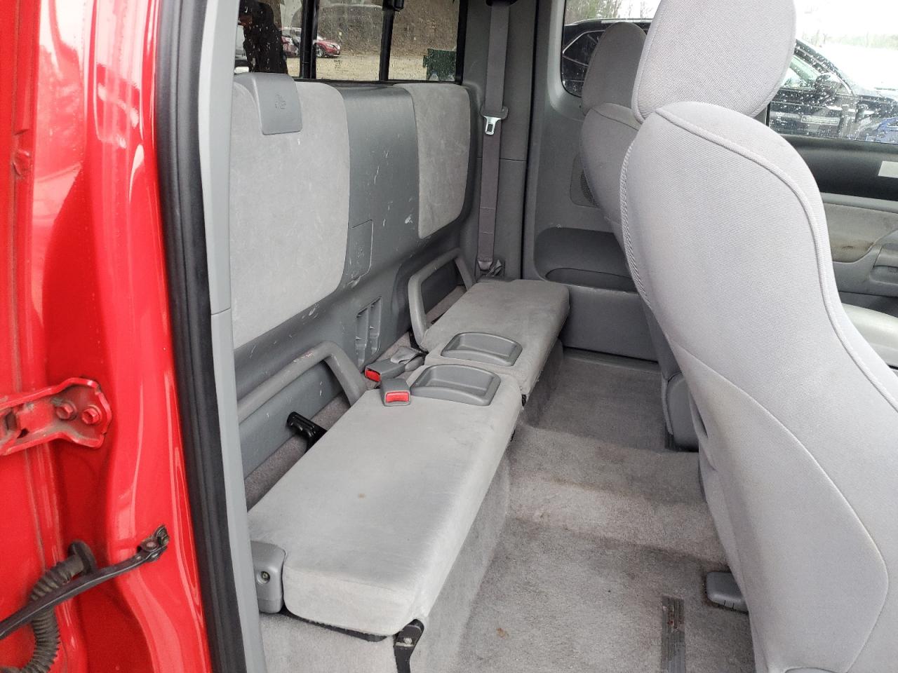 2005 Toyota Tacoma - Image 10