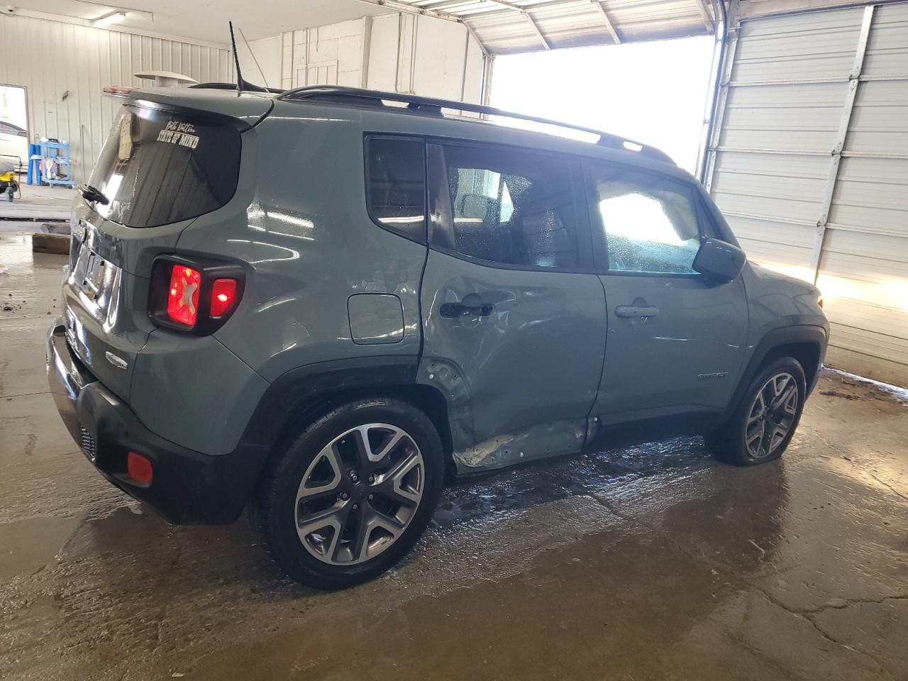2018 Jeep Renegade - Image 3