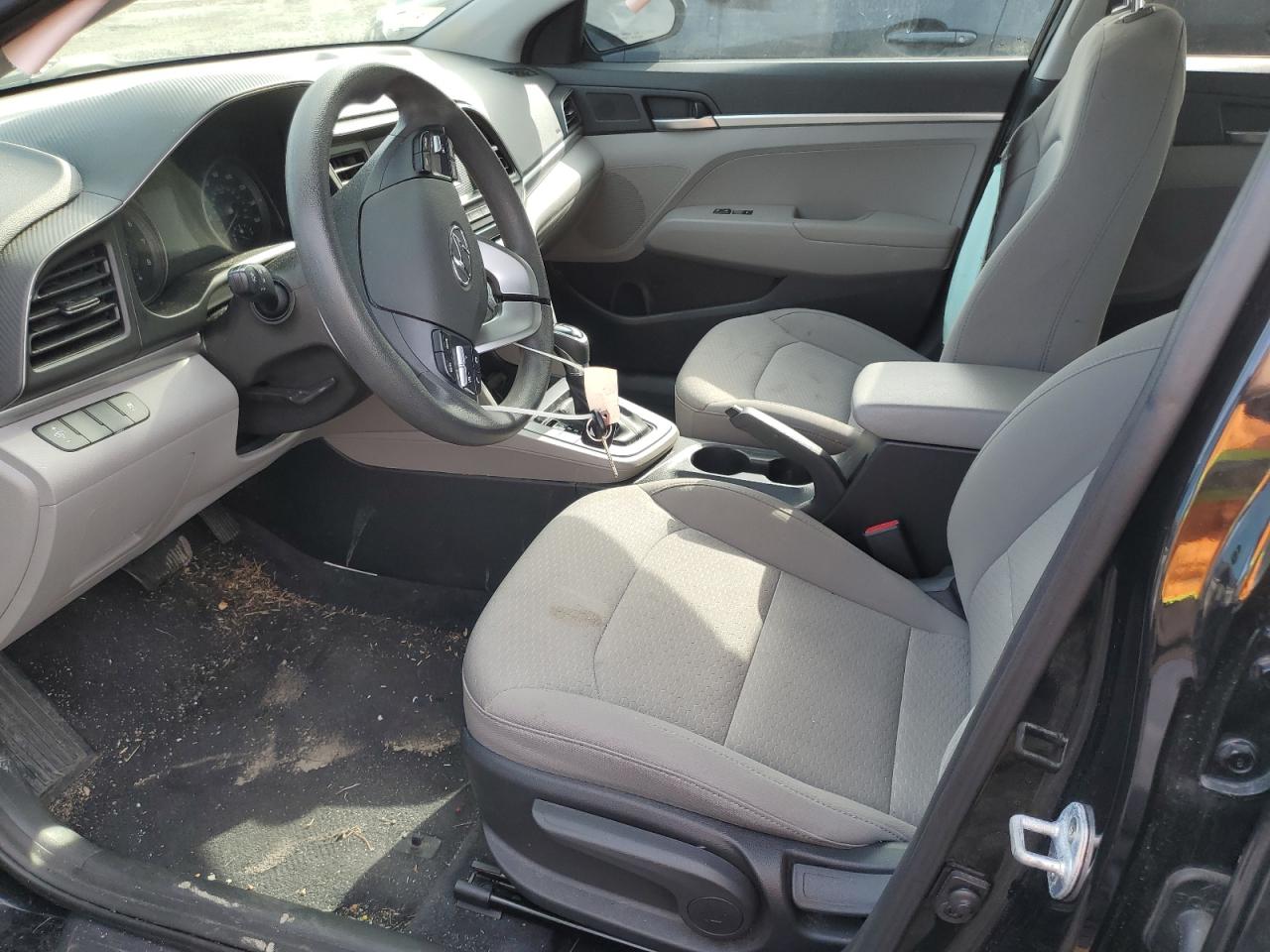 2019 Hyundai Elantra - Image 7