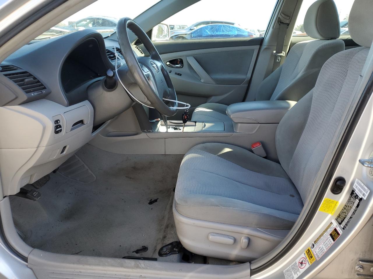 2011 Toyota Camry - Image 7