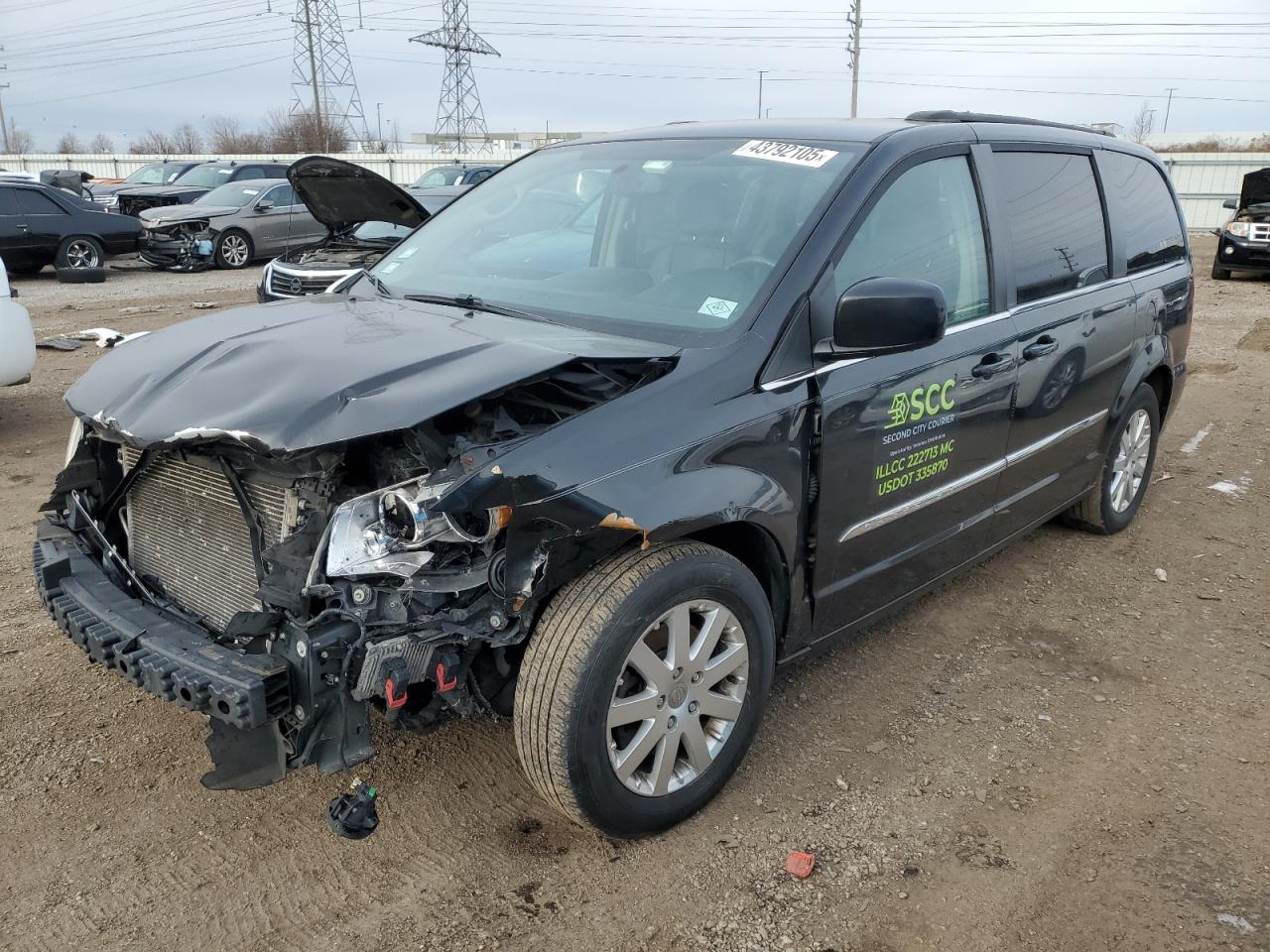 2013 Chrysler Town & Country - Image 1