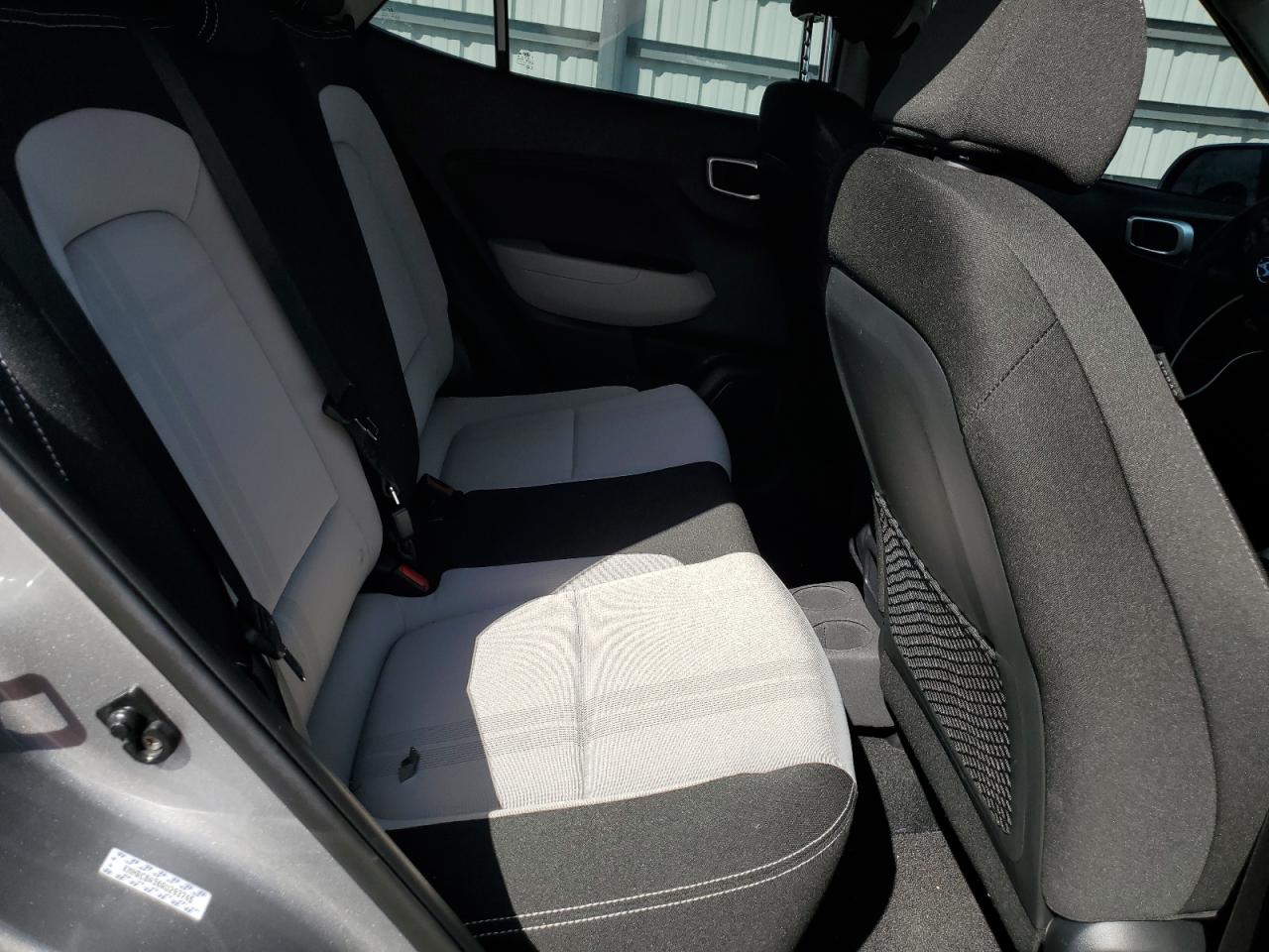 2024 Hyundai Venue - Image 11