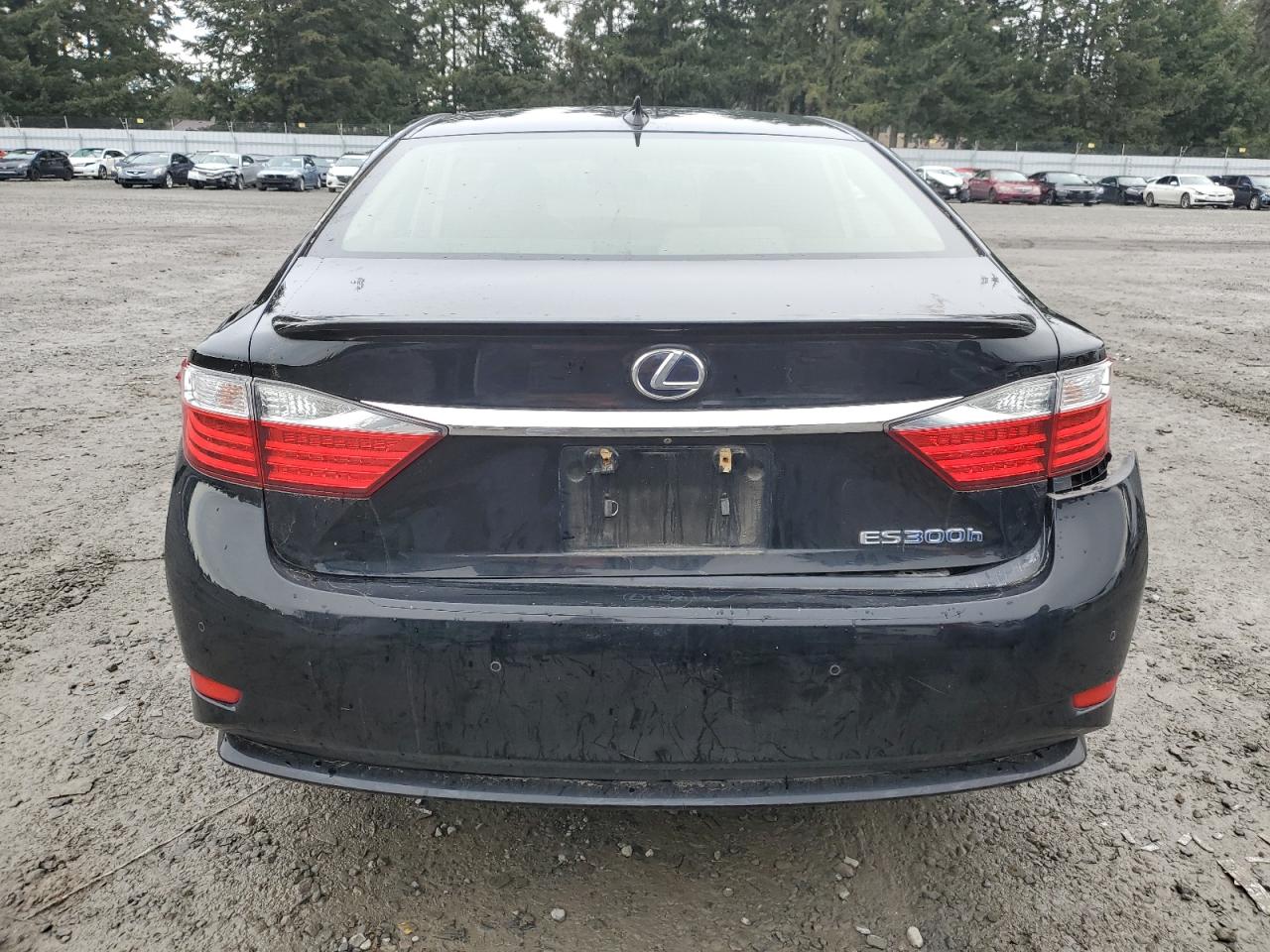 2015 Lexus ES - Image 6