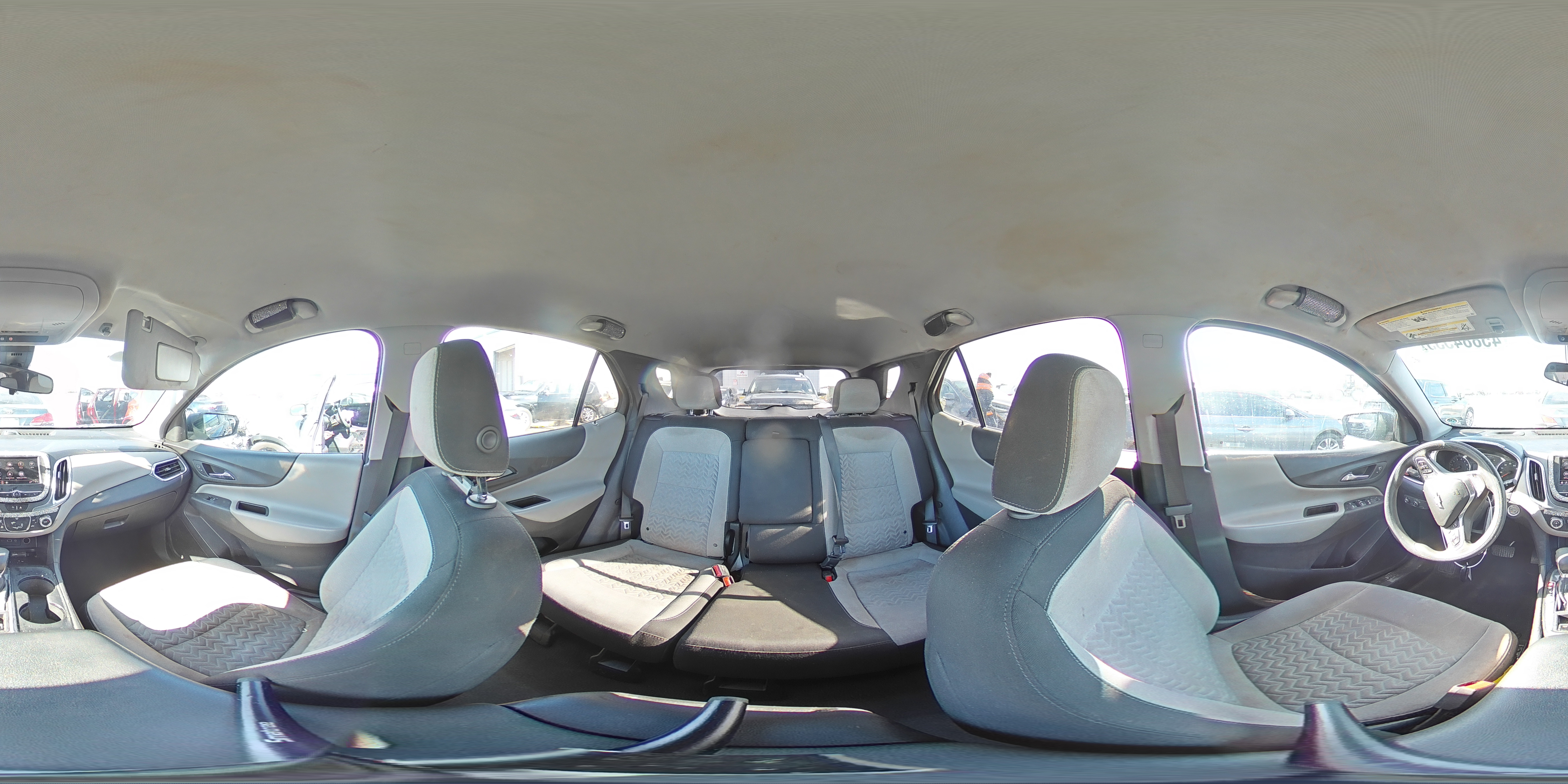 2022 Chevrolet Equinox - Image 15