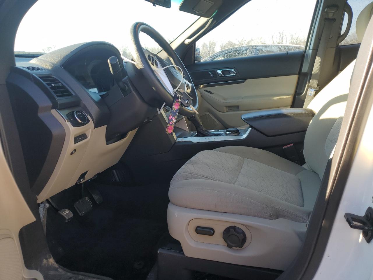 2015 Ford Explorer - Image 7