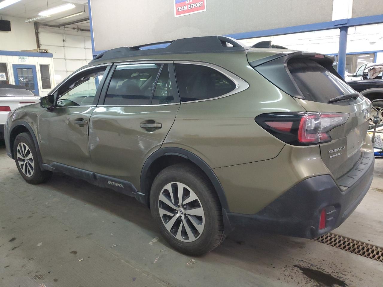 2021 Subaru Outback - Image 2