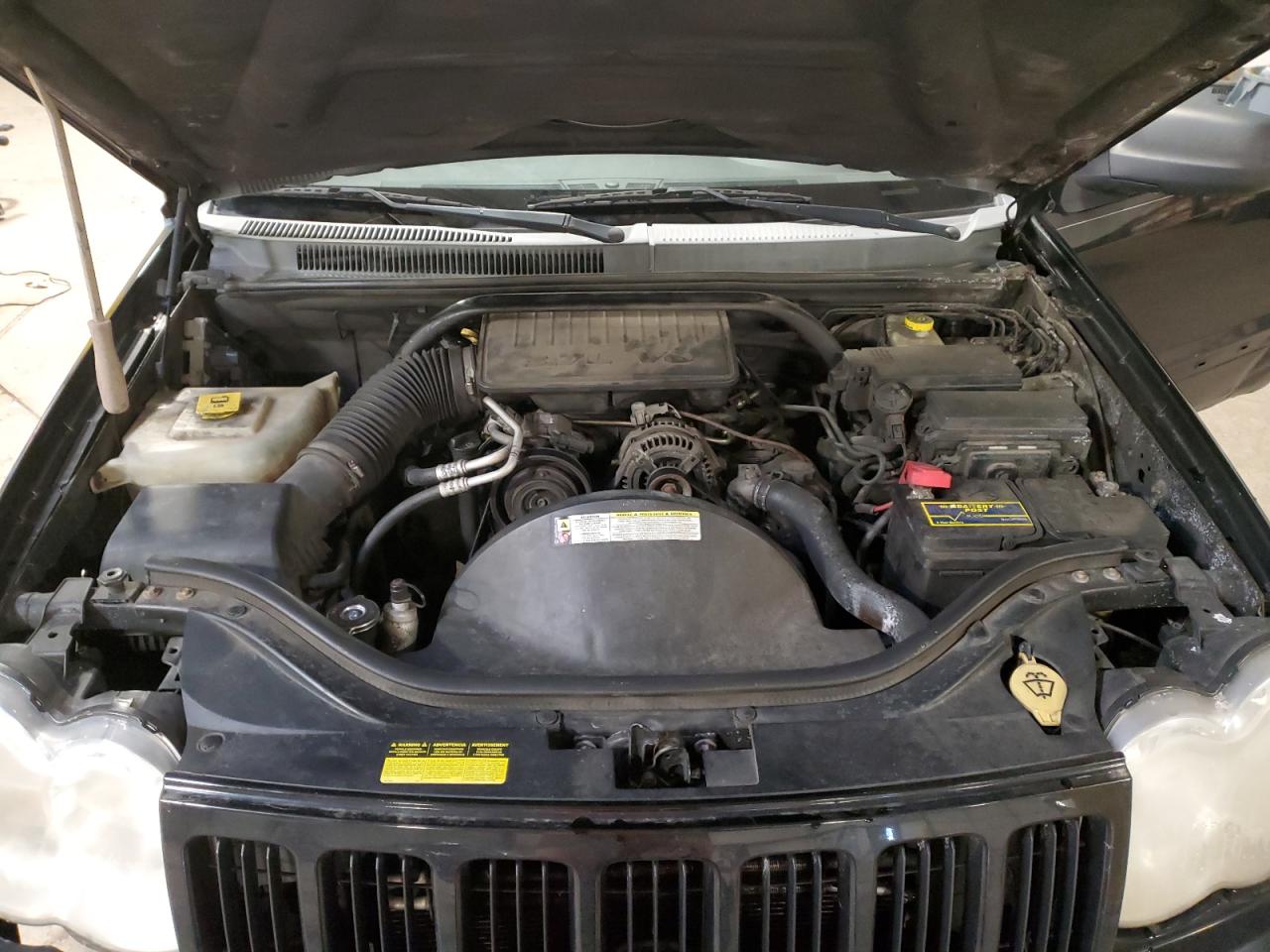 2008 Jeep Grand Cherokee - Image 12