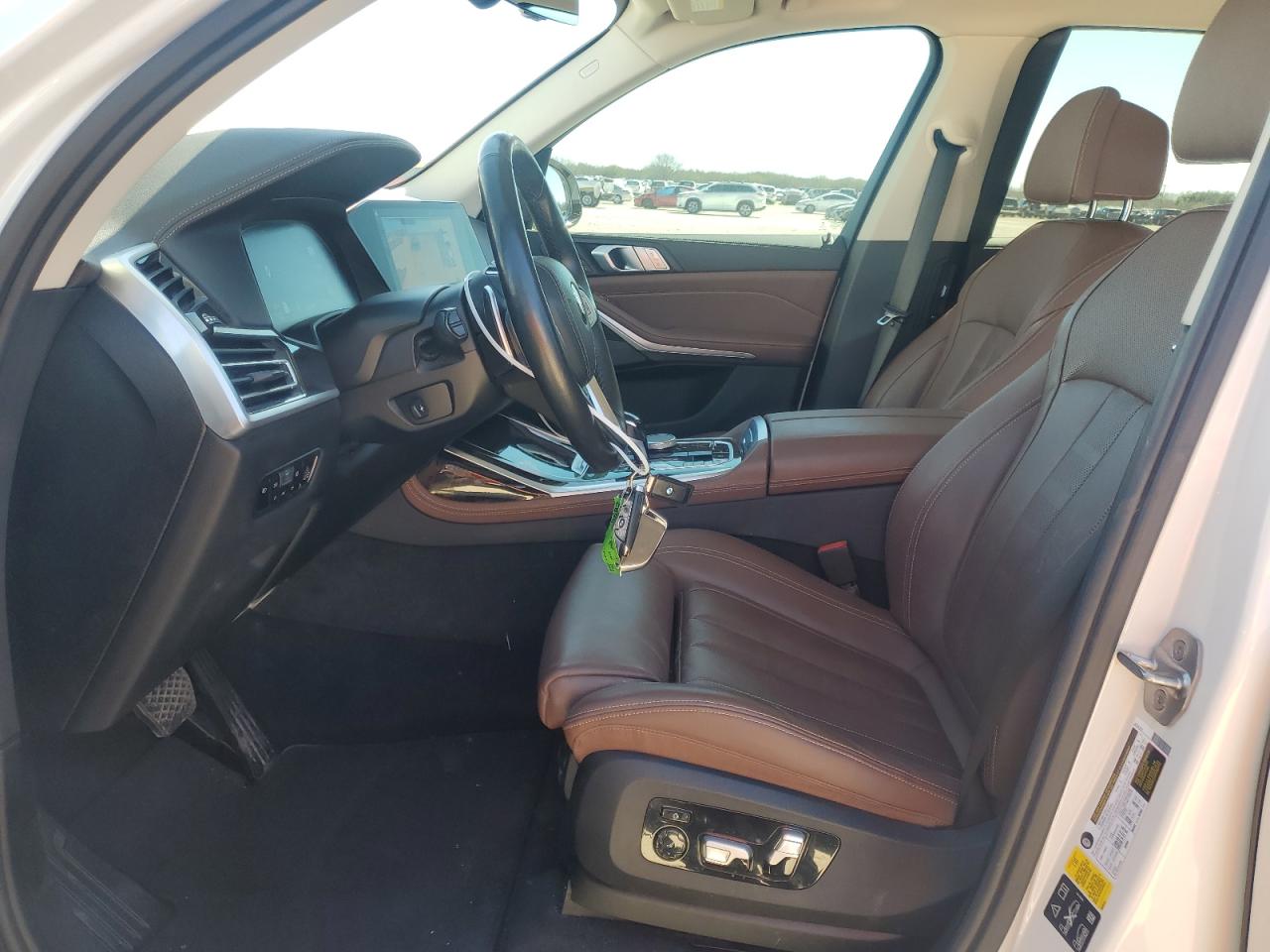 2020 BMW X7 - Image 7