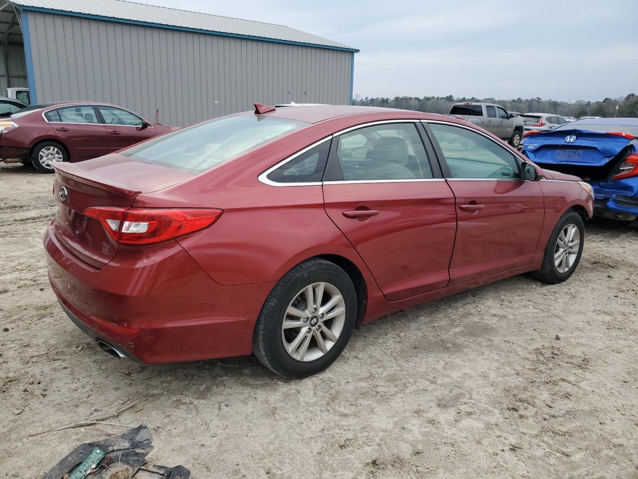 2016 Hyundai Sonata - Image 3