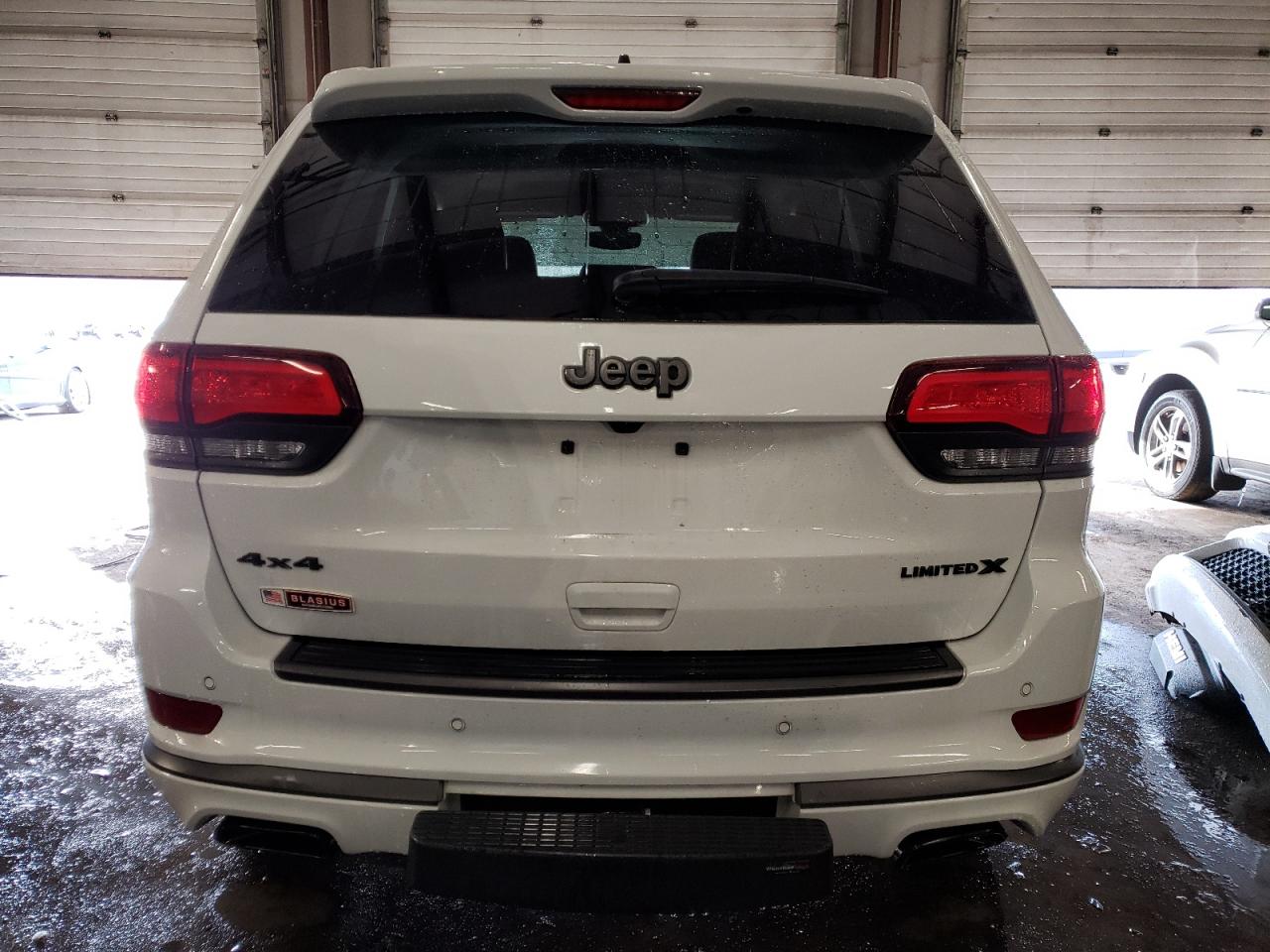 2020 Jeep Grand Cherokee - Image 6