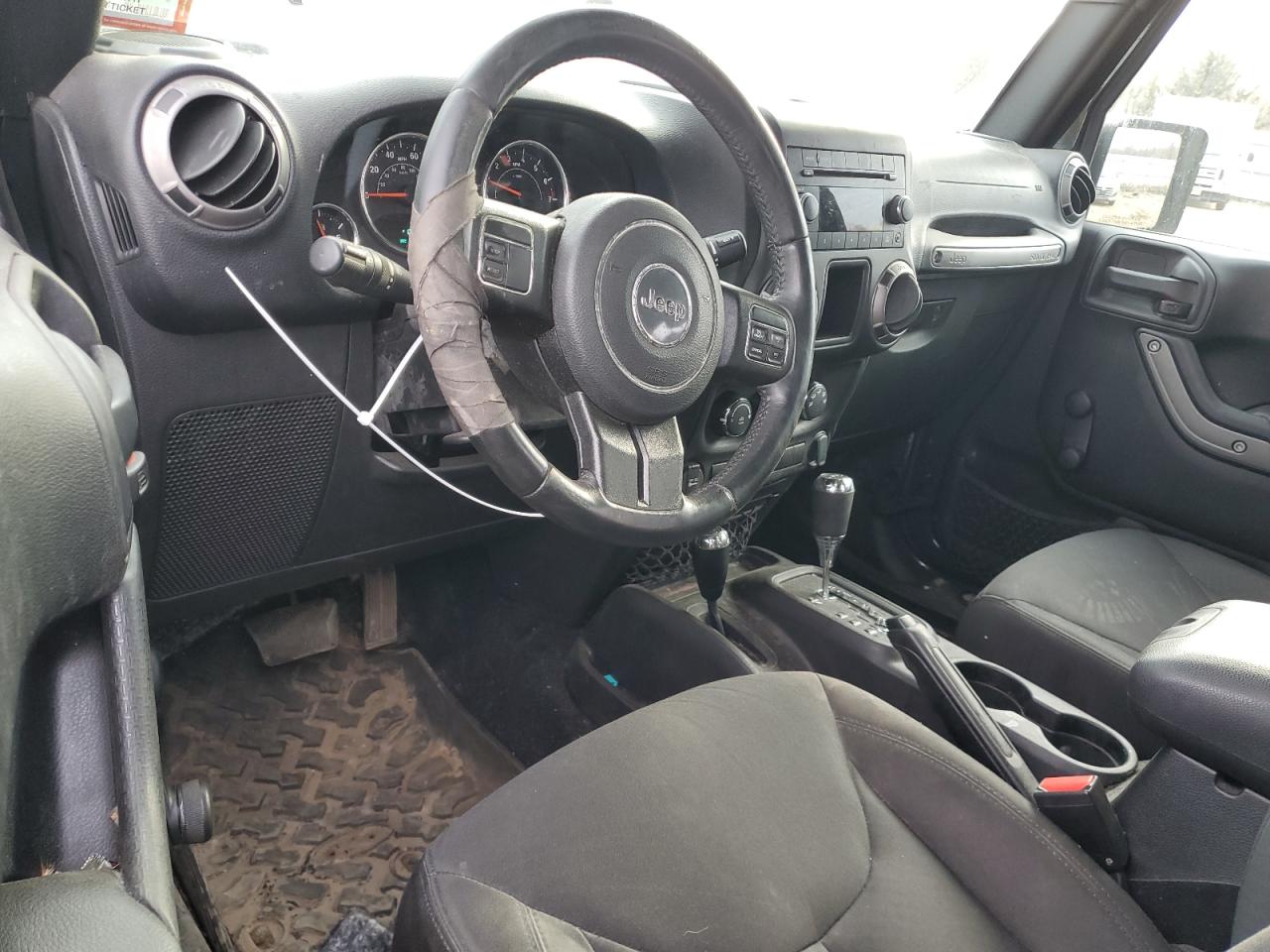 2016 Jeep Wrangler - Image 8