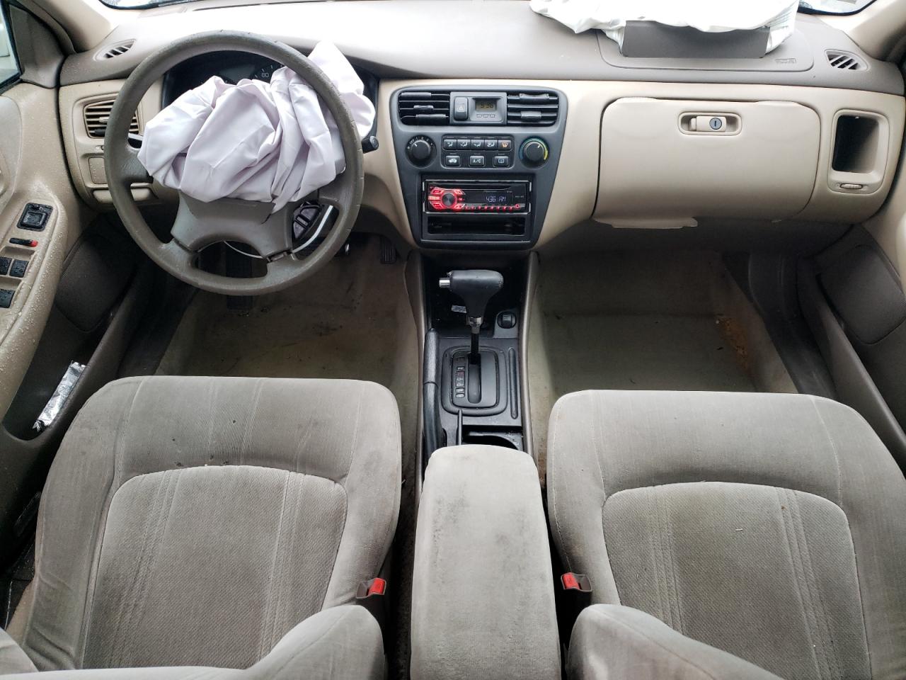 2000 Honda Accord - Image 8