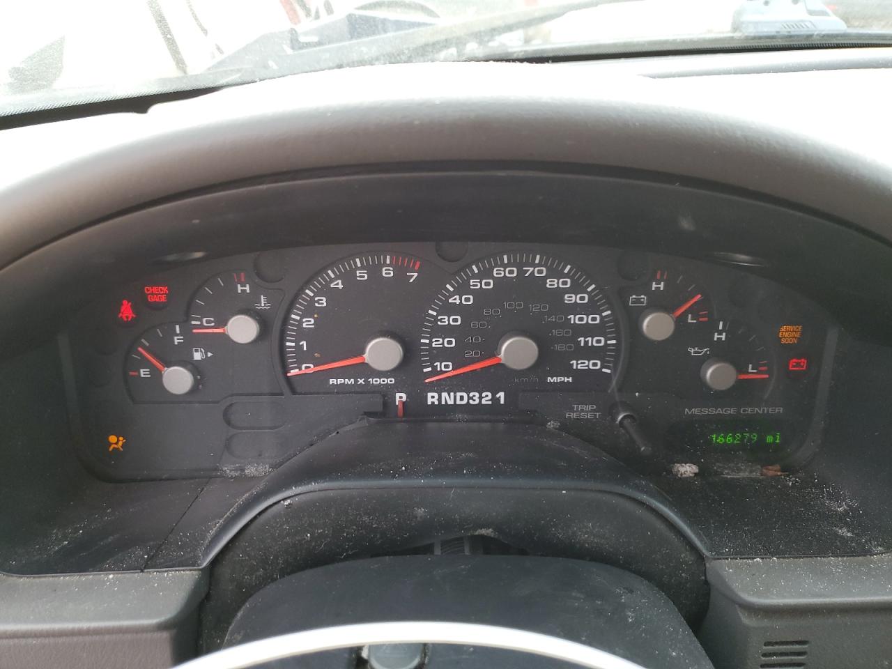 2005 Ford Explorer - Image 9