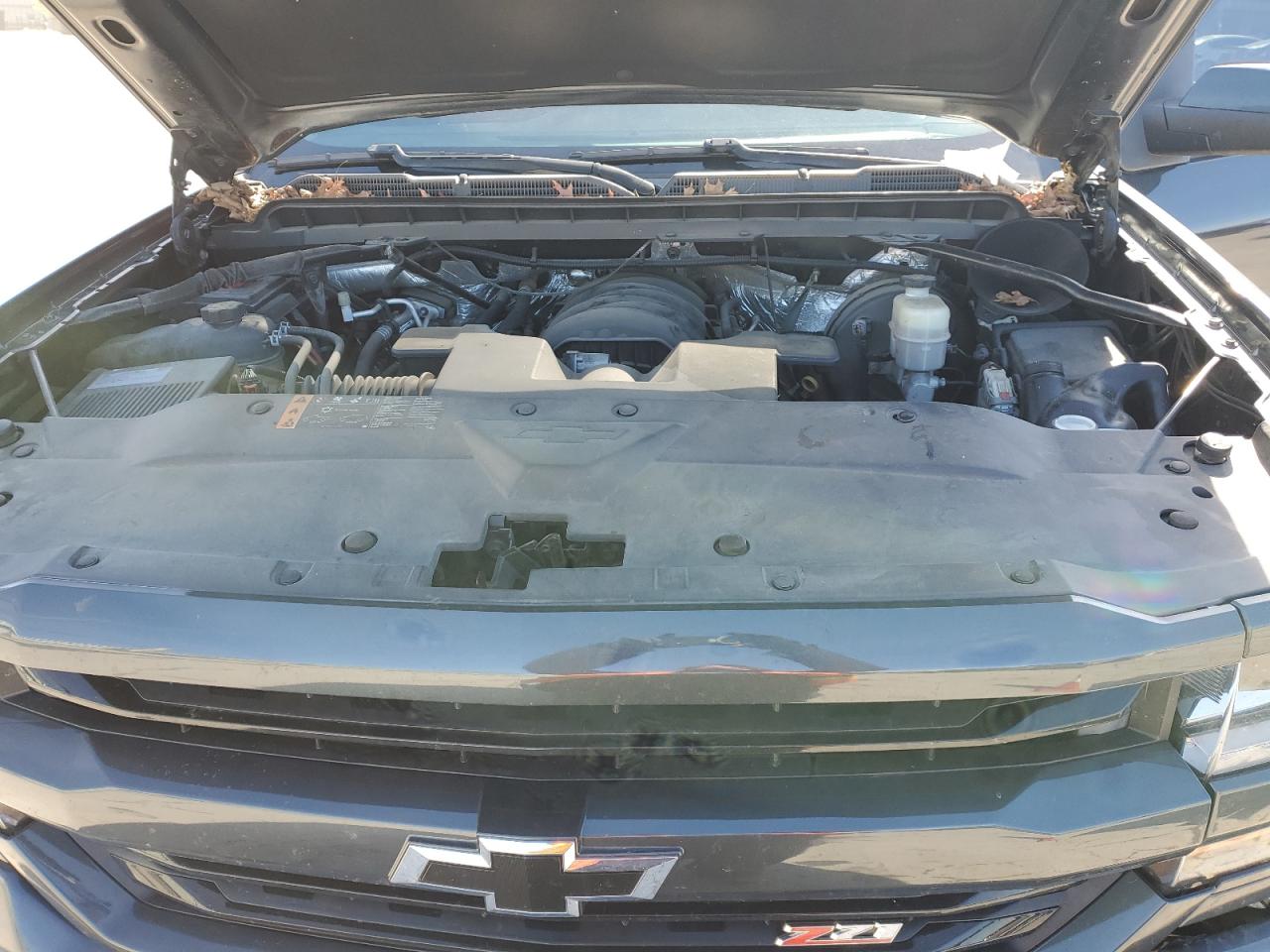2017 Chevrolet Silverado - Image 11