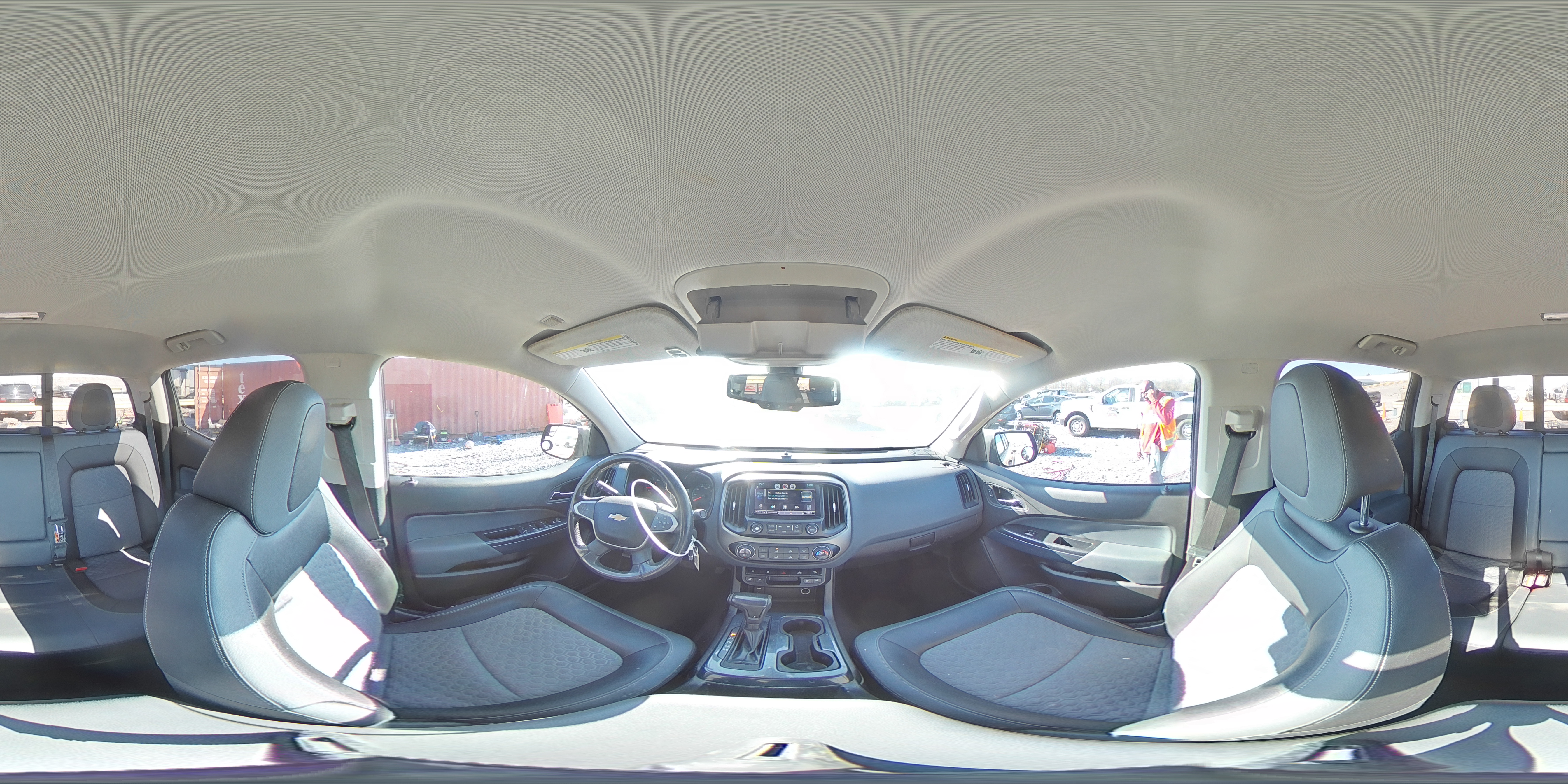 2015 Chevrolet Colorado - Image 15