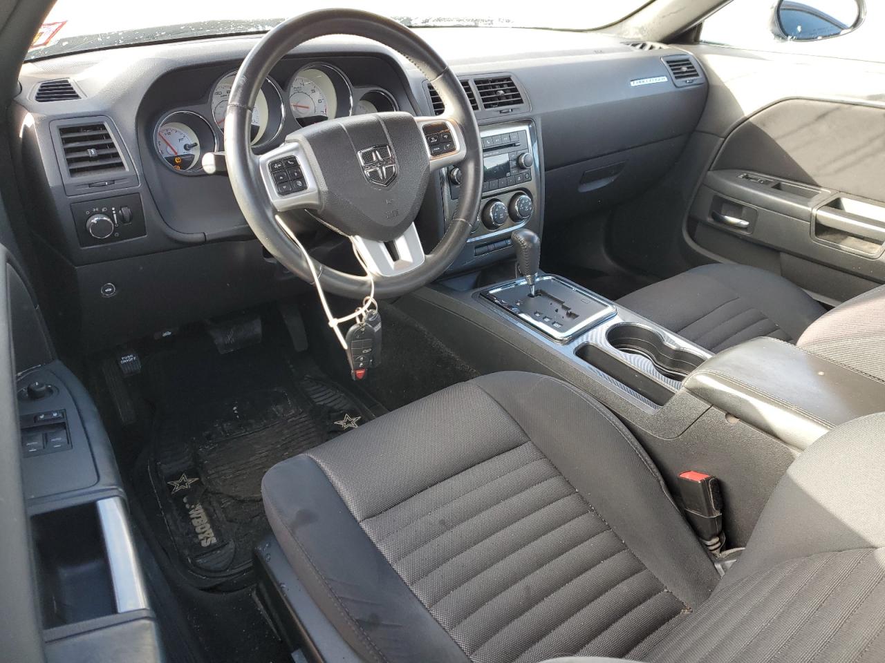 2013 Dodge Challenger - Image 8
