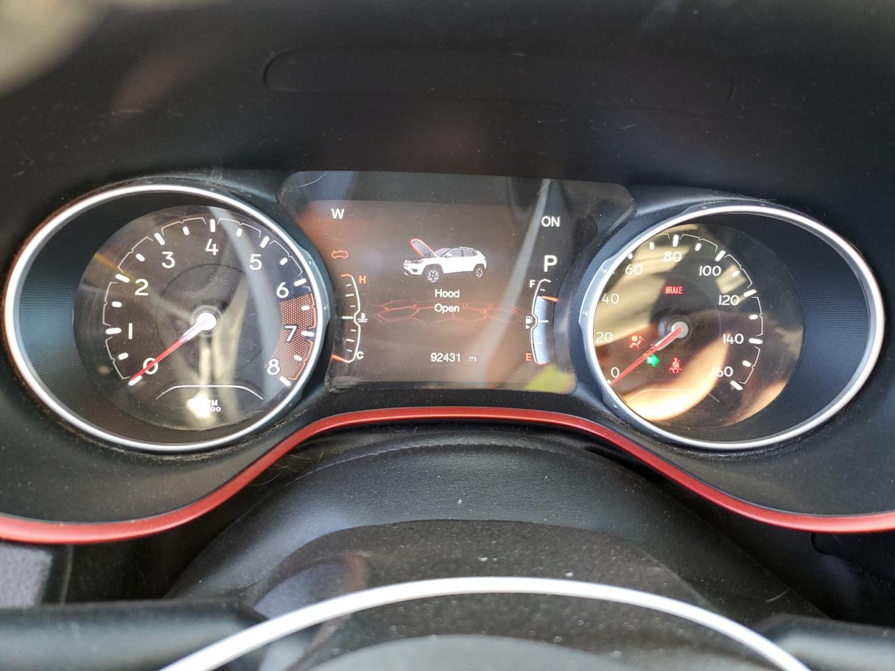 2019 Jeep Compass - Image 9