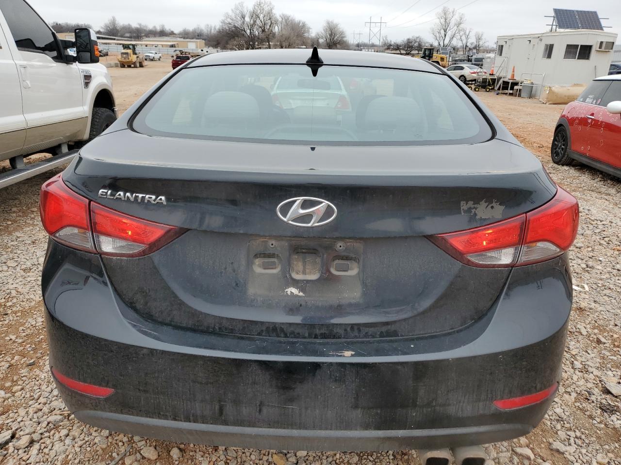 2015 Hyundai Elantra - Image 6