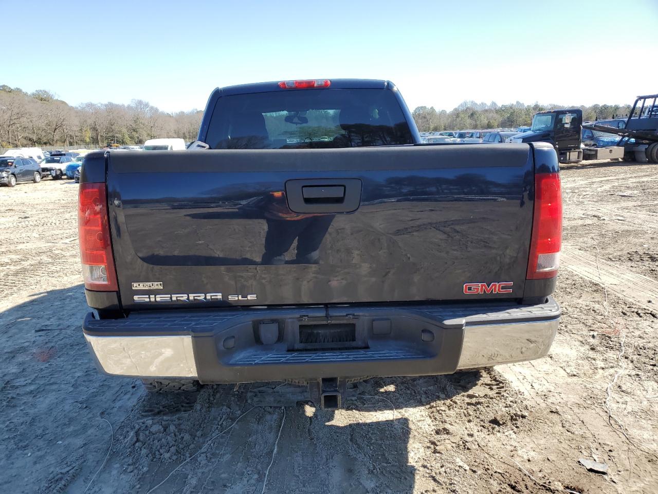2010 GMC Sierra - Image 6