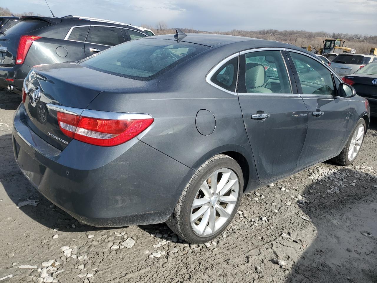 2013 Buick Verano - Image 3