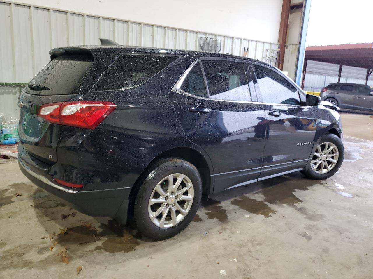 2020 Chevrolet Equinox - Image 3