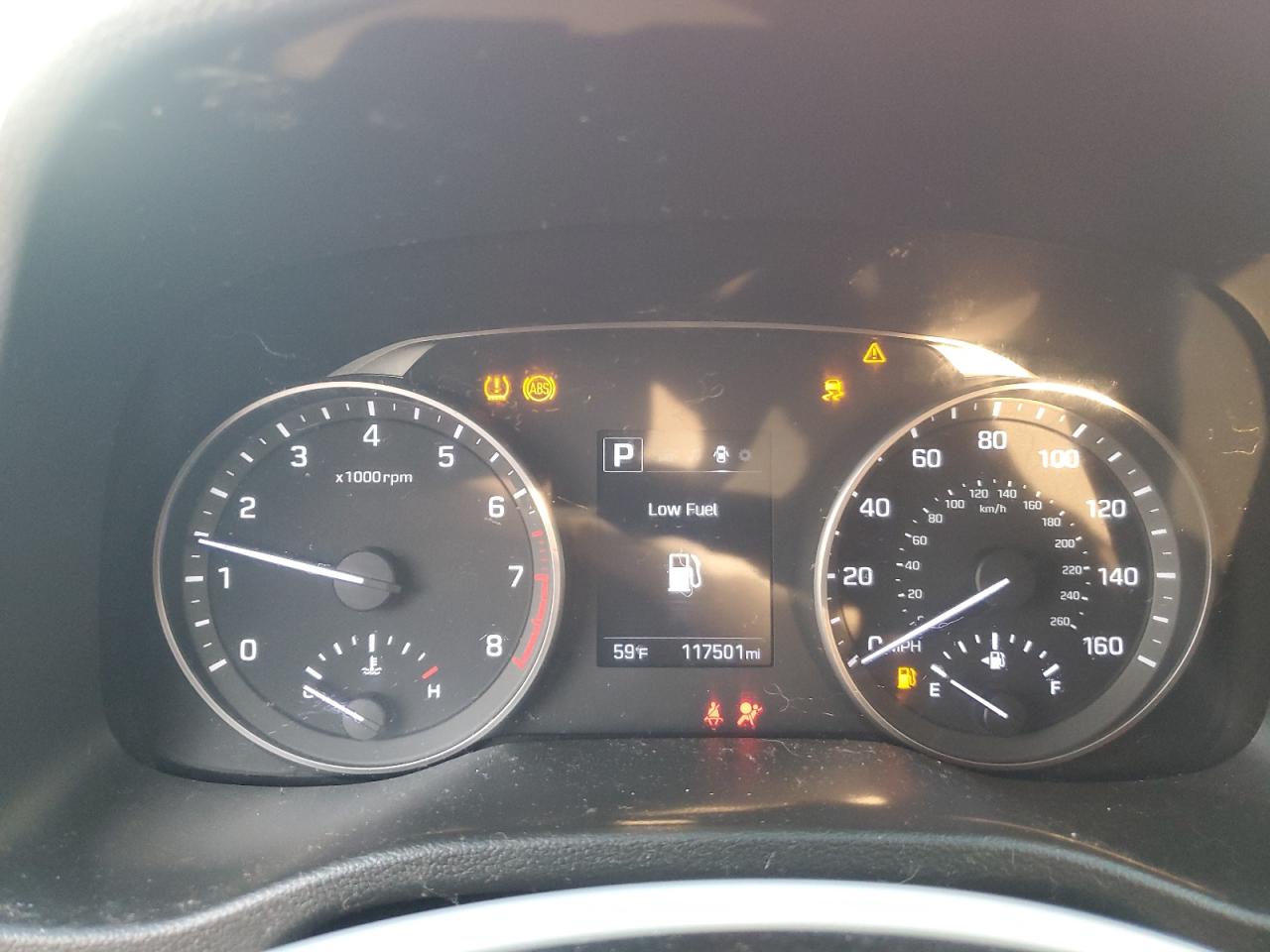 2018 Hyundai Elantra - Image 9