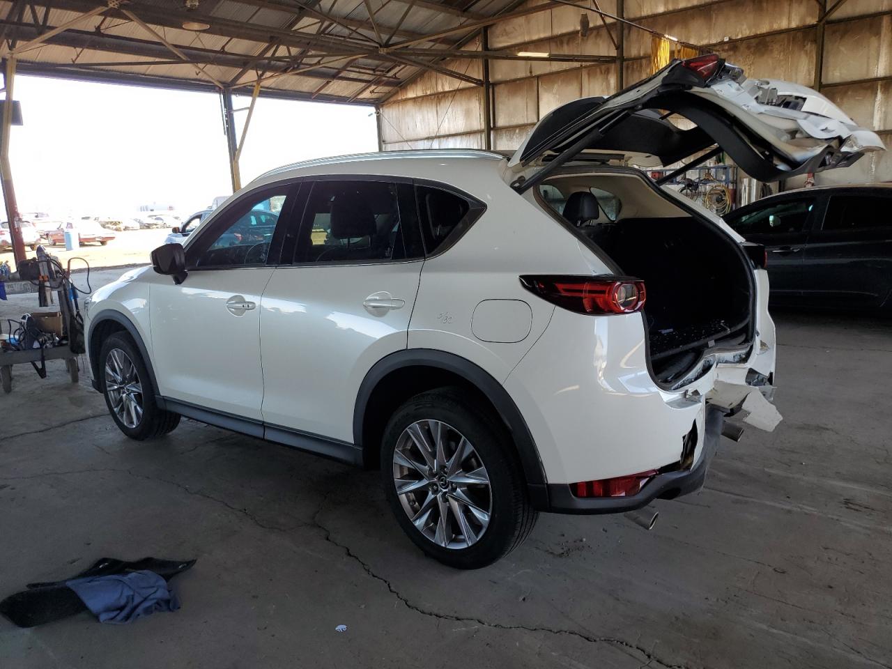 2019 Mazda CX-5 - Image 2