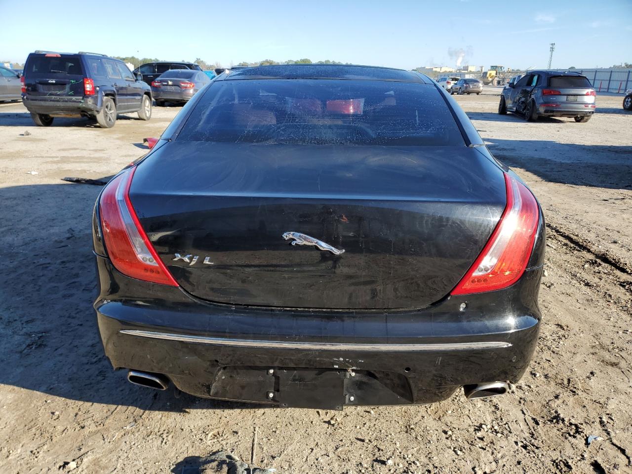 2012 Jaguar XJ - Image 6