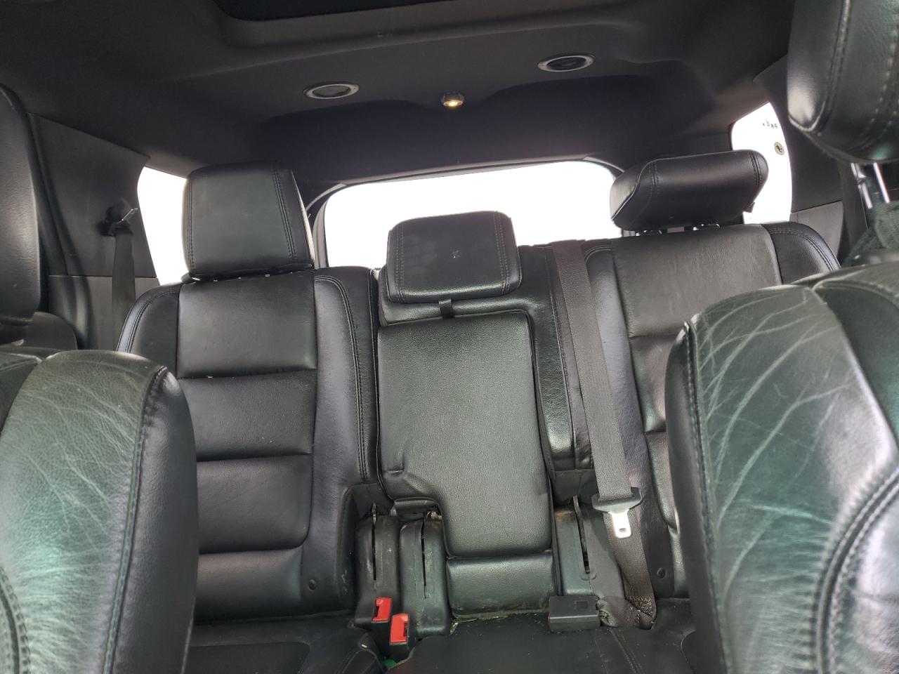 2015 Ford Explorer - Image 10