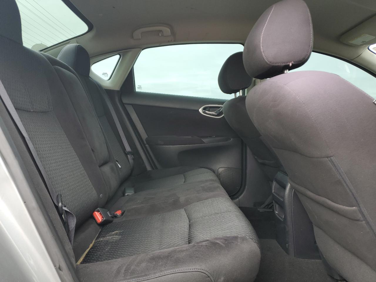 2013 Nissan Sentra - Image 11