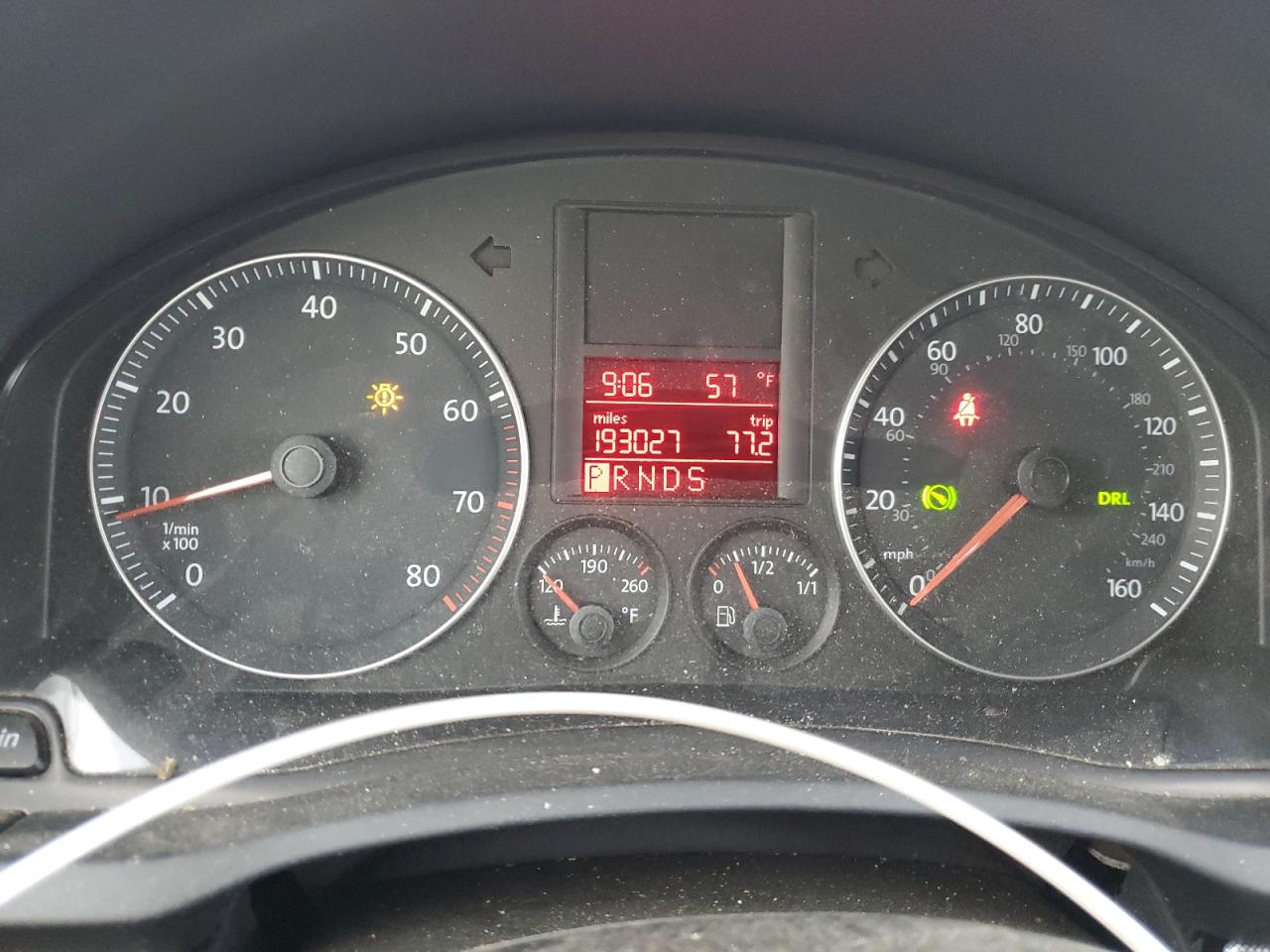 2009 Volkswagen Jetta - Image 9