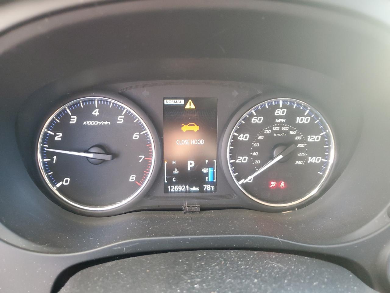 2018 Mitsubishi Outlander - Image 9