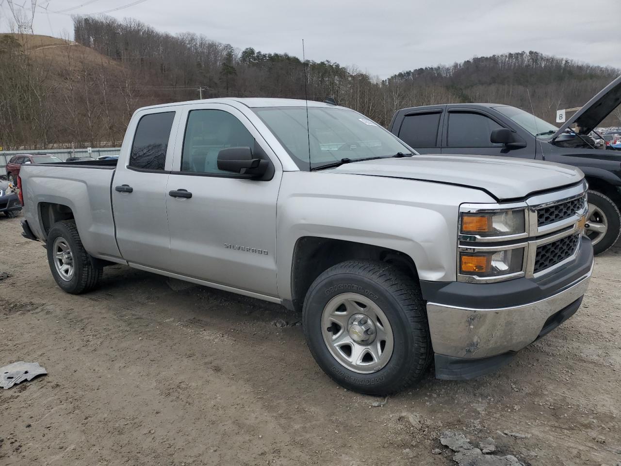 2014 Chevrolet Silverado - Image 4