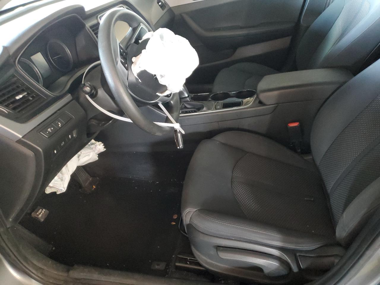 2019 Hyundai Sonata - Image 7