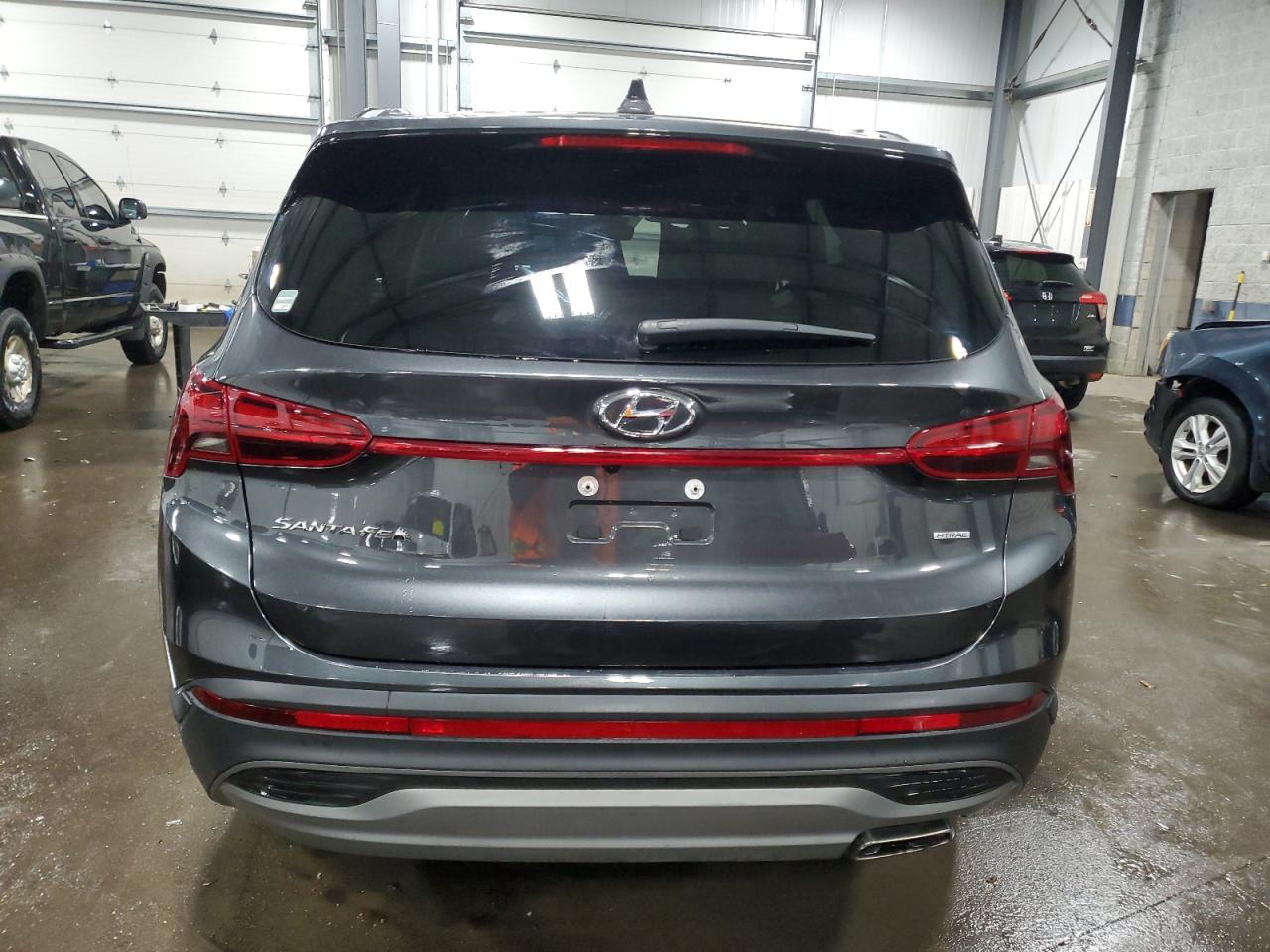 2022 Hyundai Santa Fe - Image 6