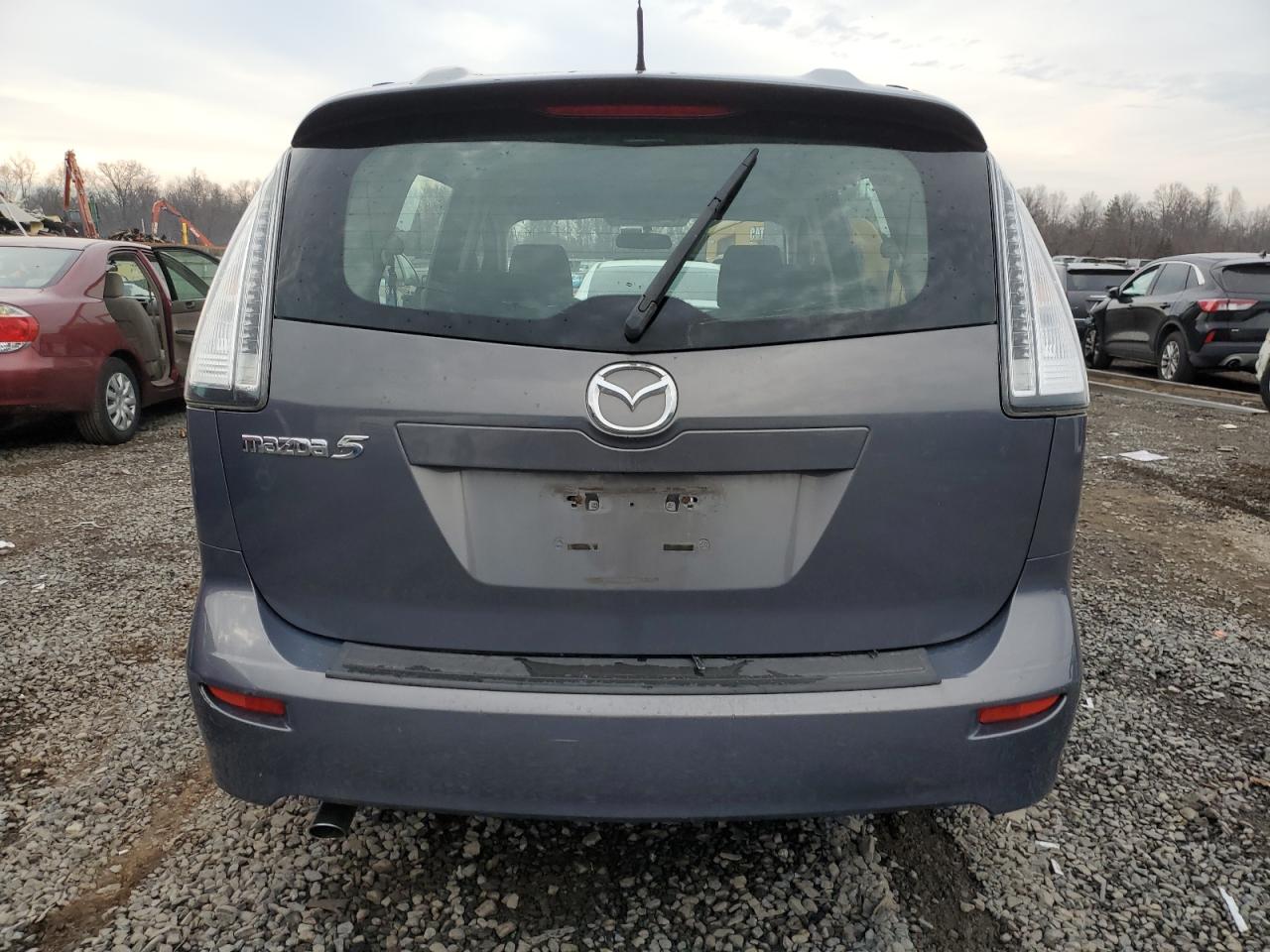 2009 Mazda 5 - Image 6
