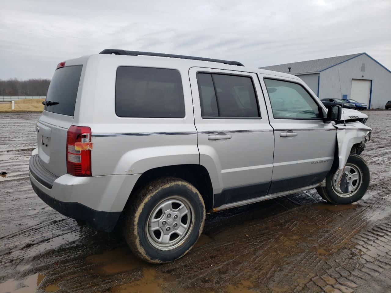2014 Jeep Liberty (Patriot) - Image 3